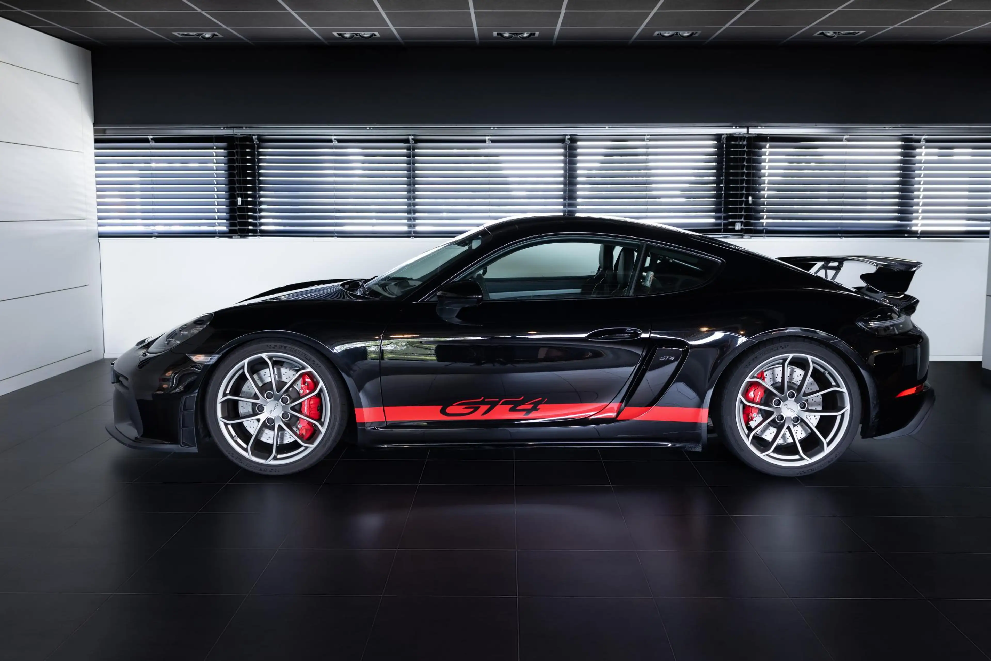 Porsche 718 GT4 4.0