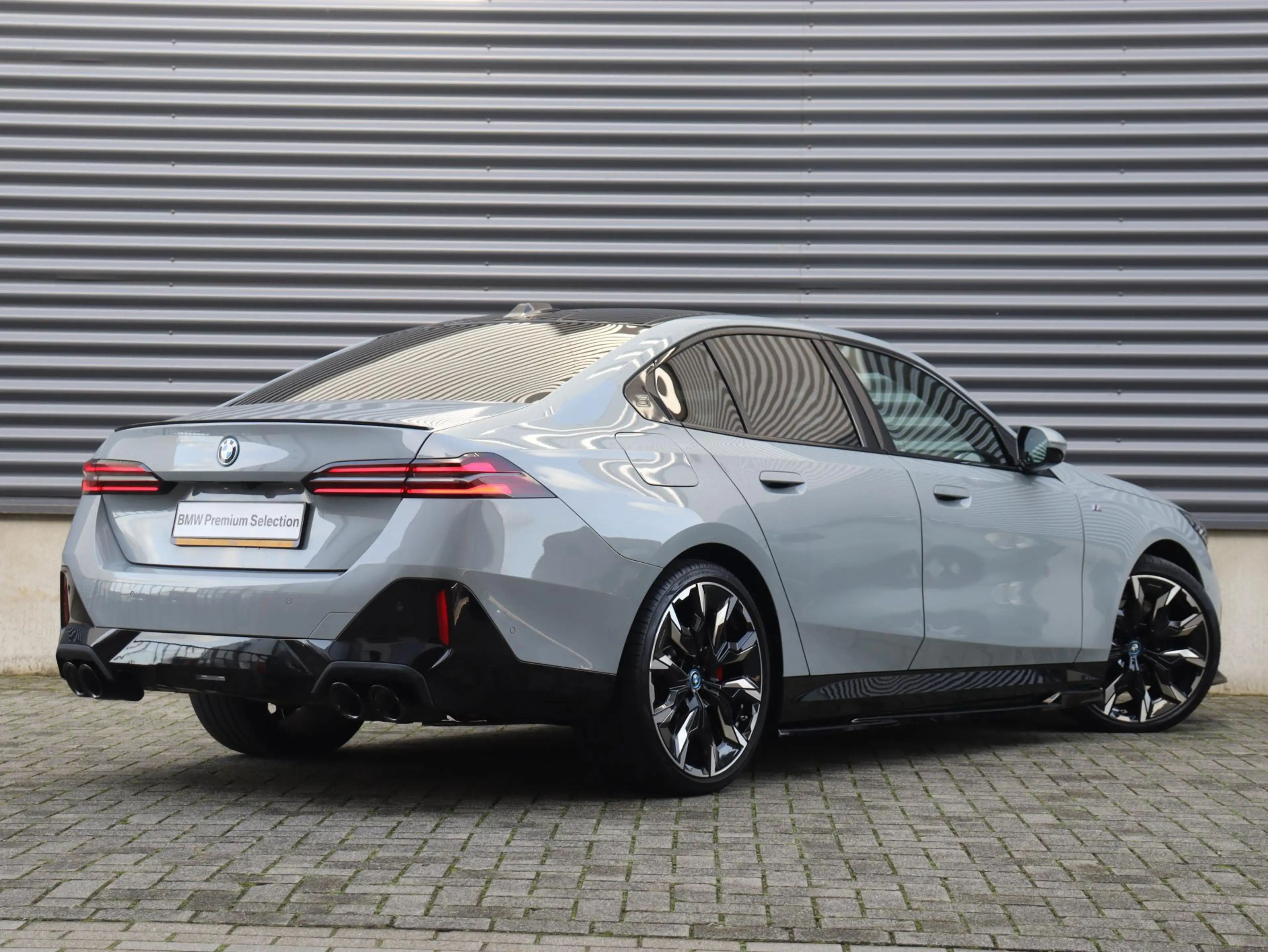 BMW 530 5-serie Sedan 530e | M Sportpakket Pro | Panodak | — photo 2
