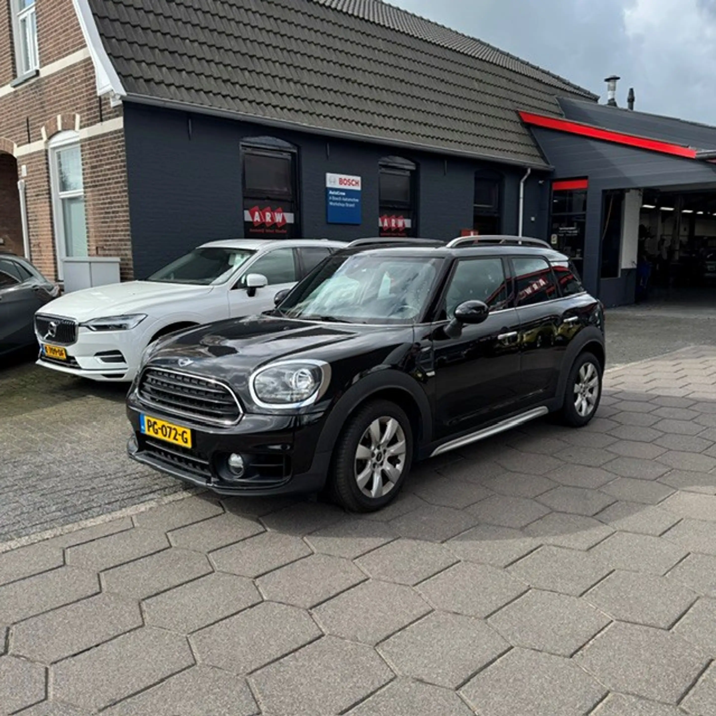 MINI Cooper Countryman 1.6 122pk Salt — photo 2