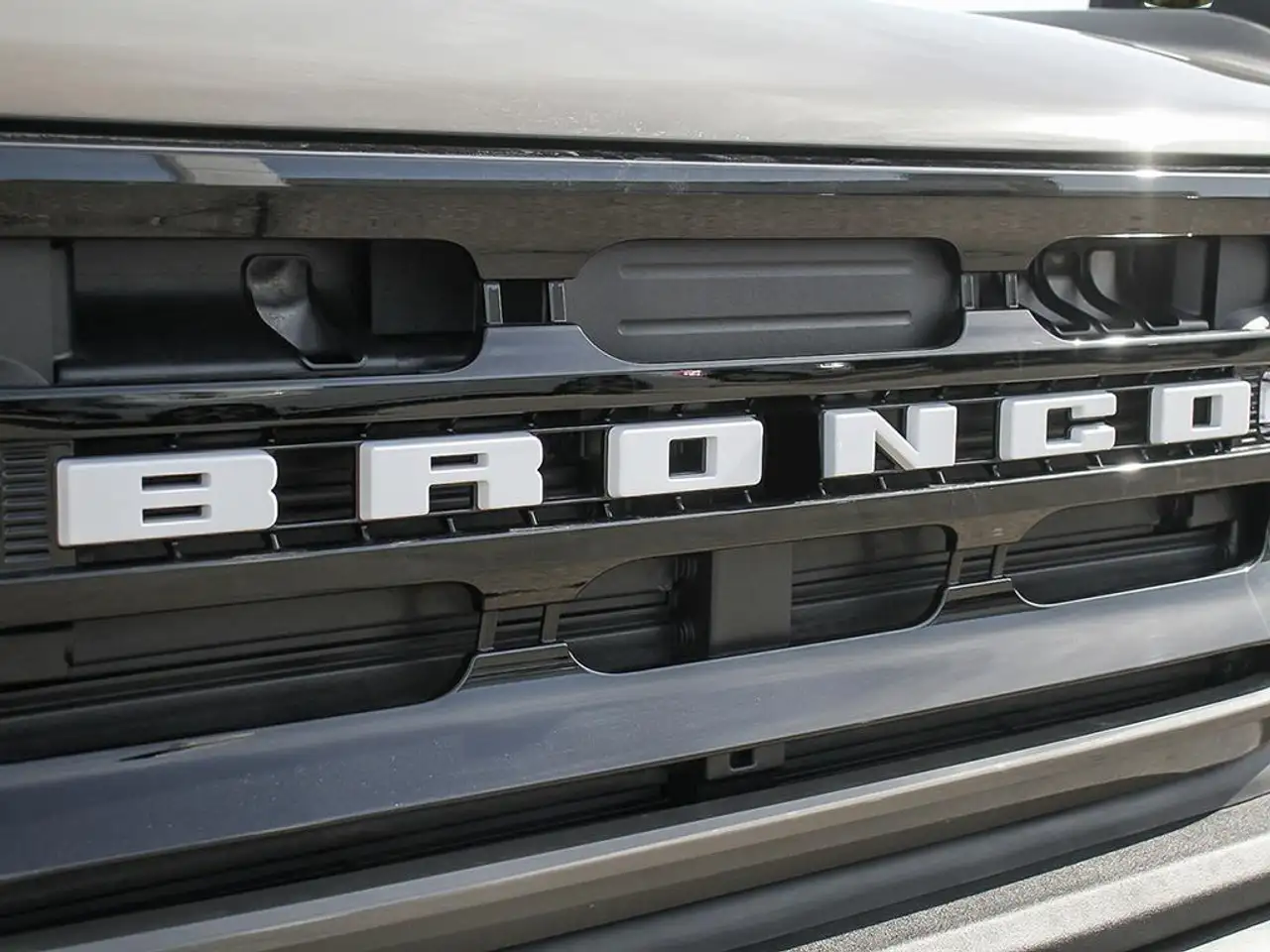 Ford Bronco снимка Ford Bronco