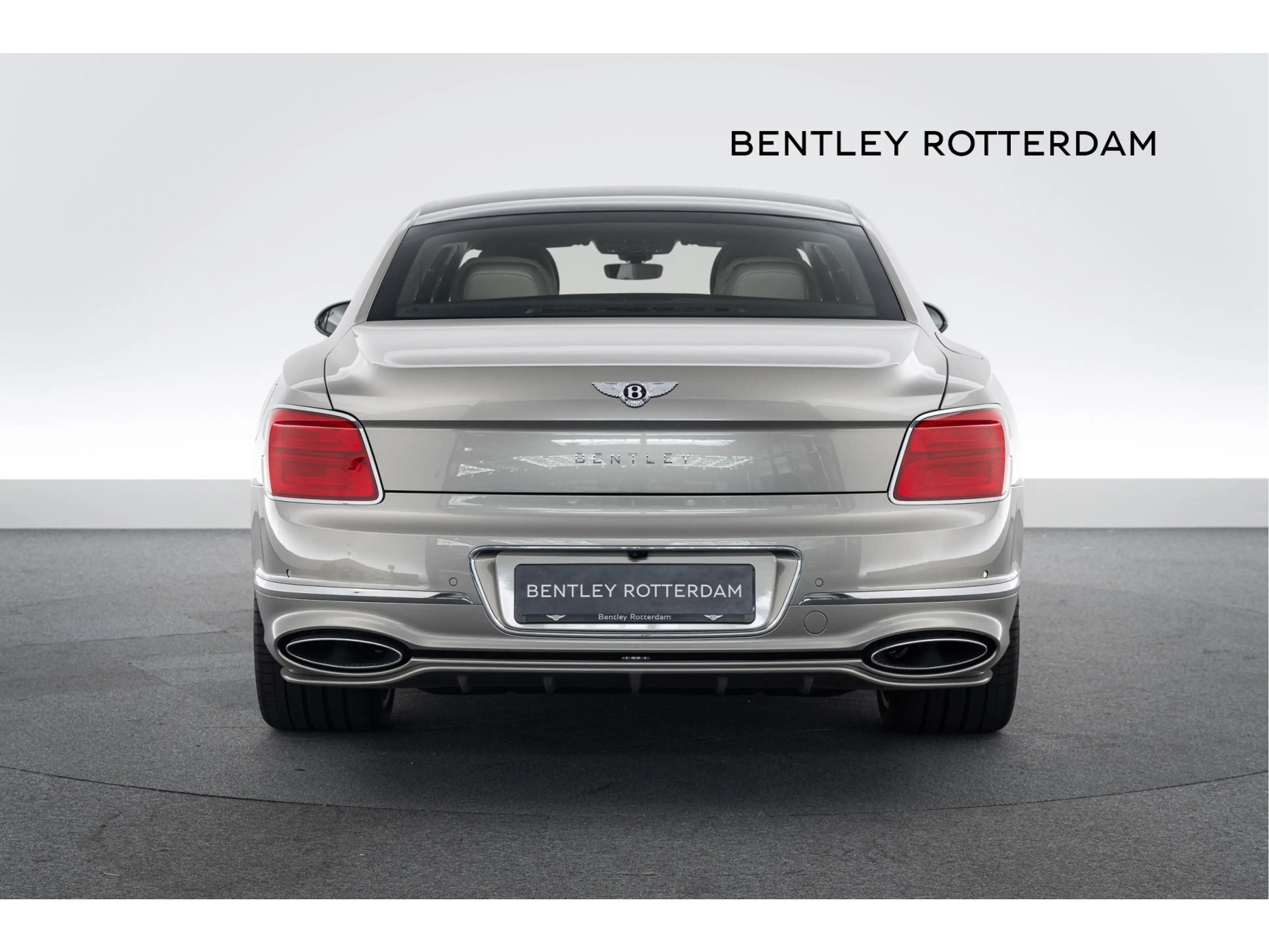 Bentley Flying Spur Mulliner V8 Hybrid MY2026 — photo 5