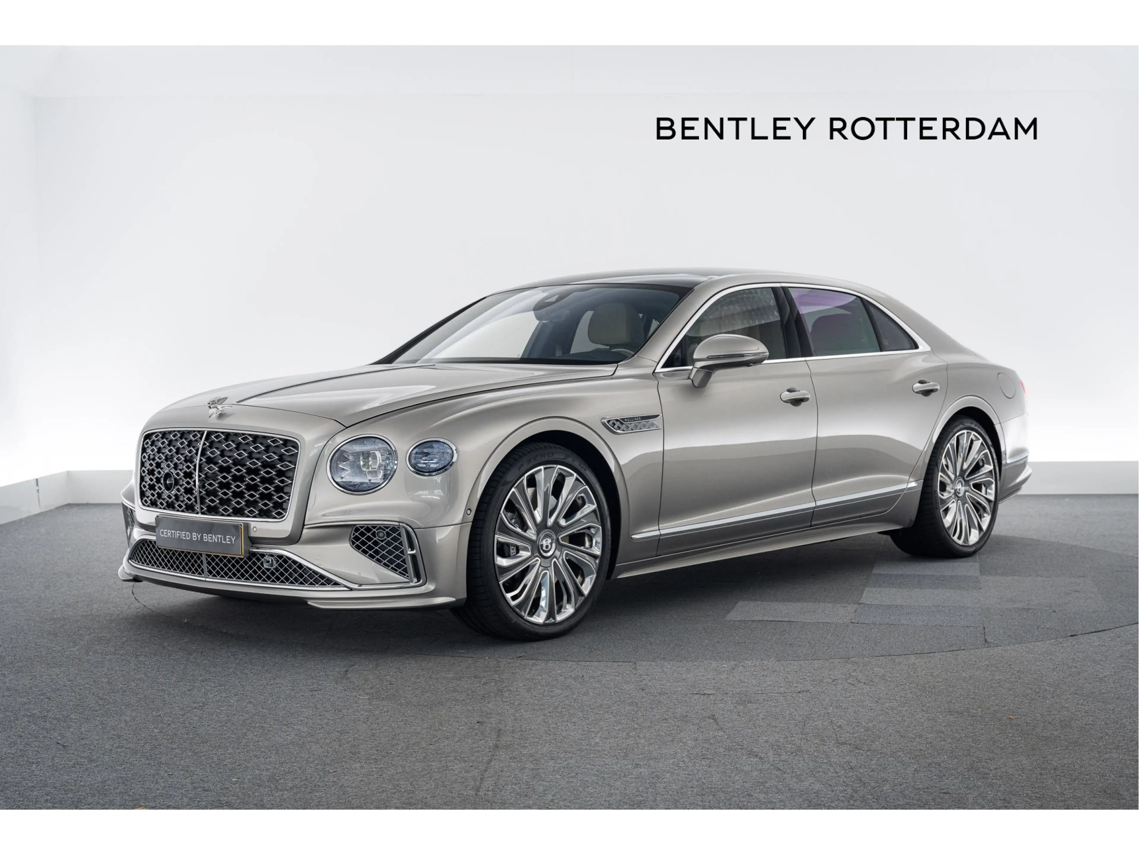 Bentley Flying Spur Mulliner V8 Hybrid MY2026