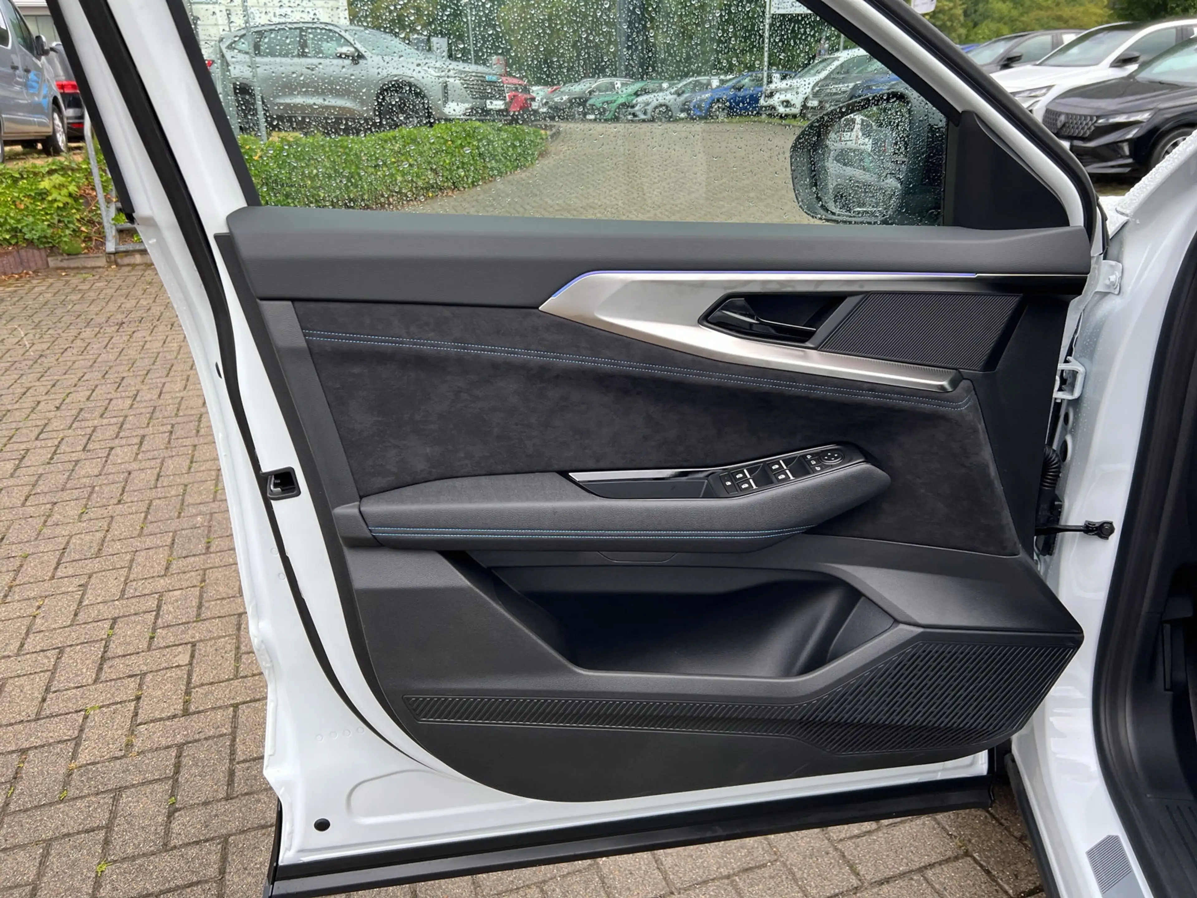 Renault Espace E-TECH 200 Full Hybrid Esprit Alpine 7-S 360° Kame — photo 13