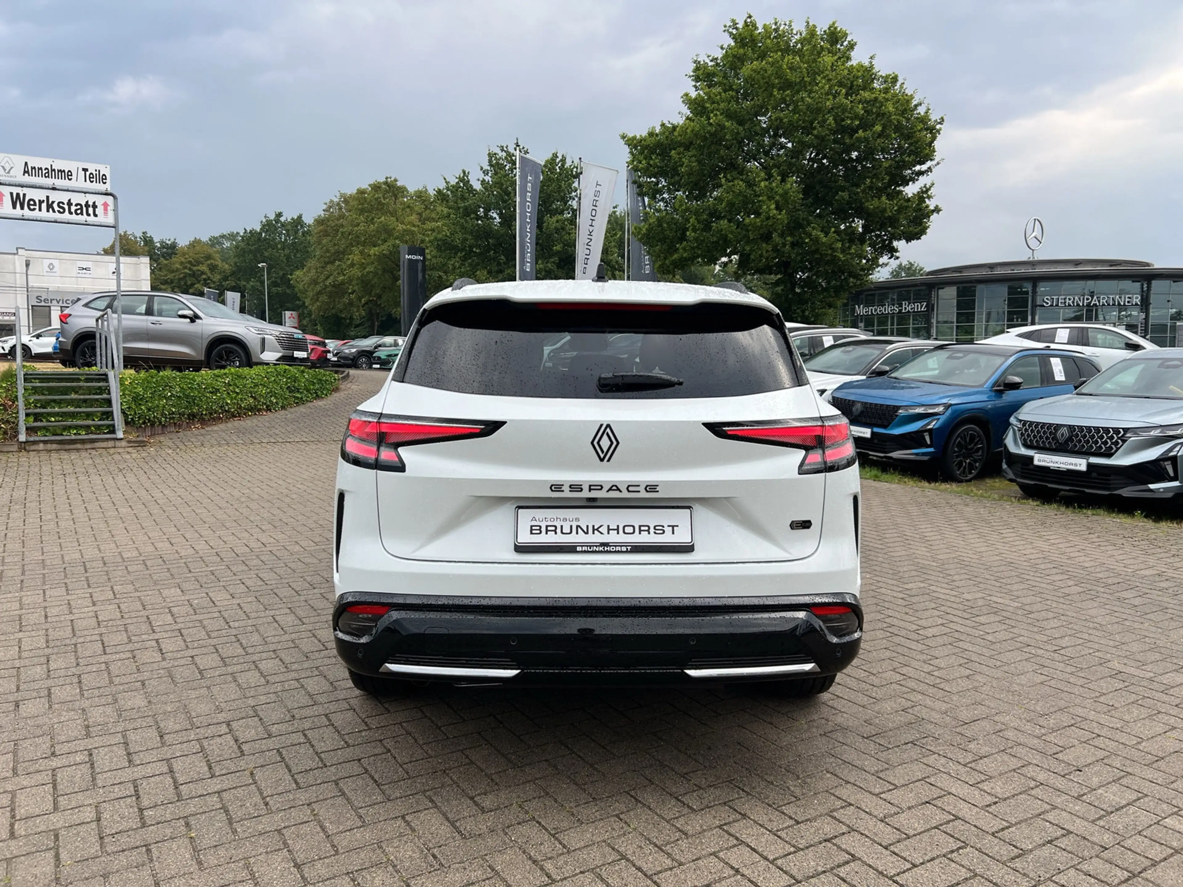 Renault Espace E-TECH 200 Full Hybrid Esprit Alpine 7-S 360° Kame — photo 2