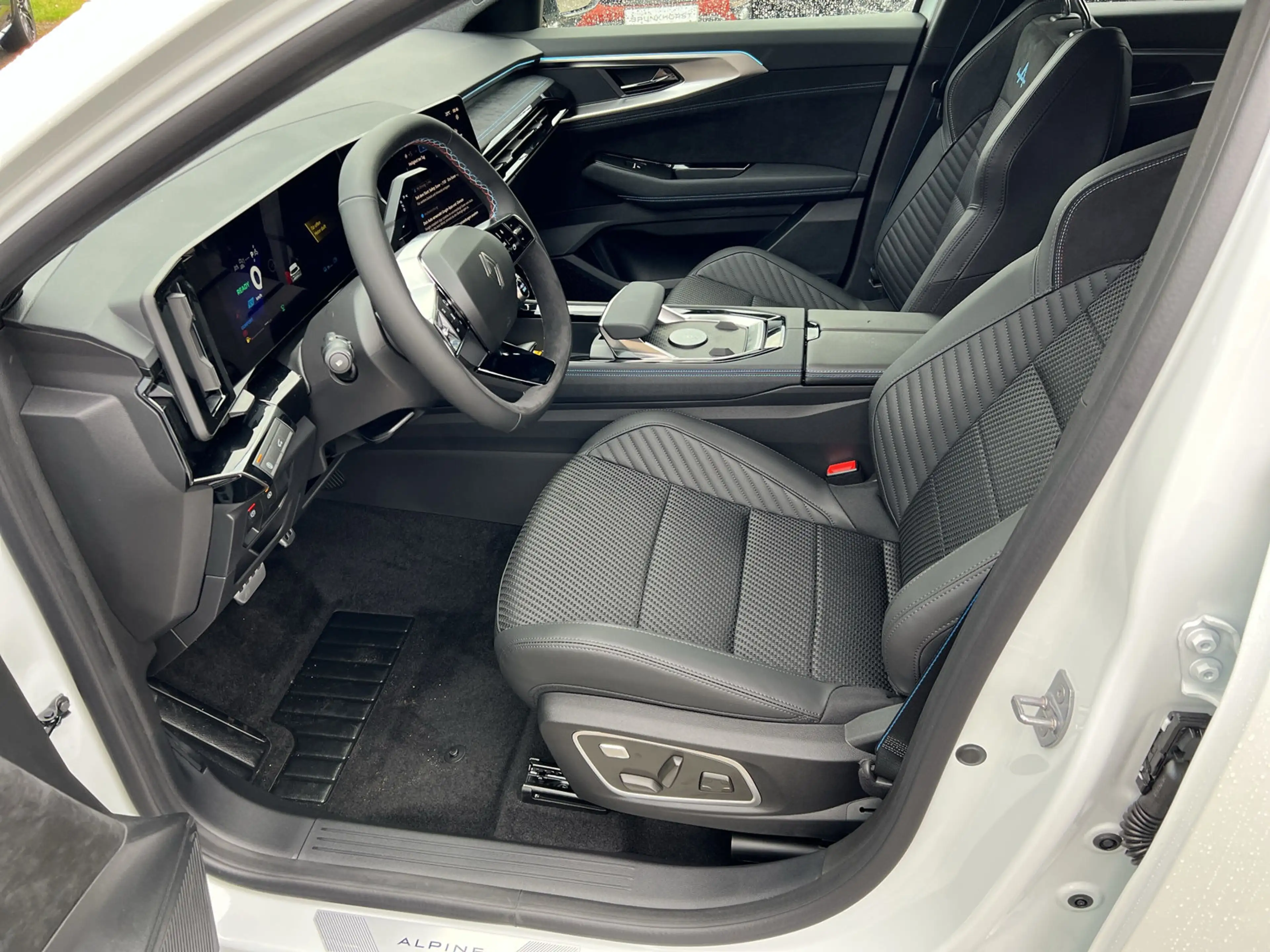 Renault Espace E-TECH 200 Full Hybrid Esprit Alpine 7-S 360° Kame — photo 5