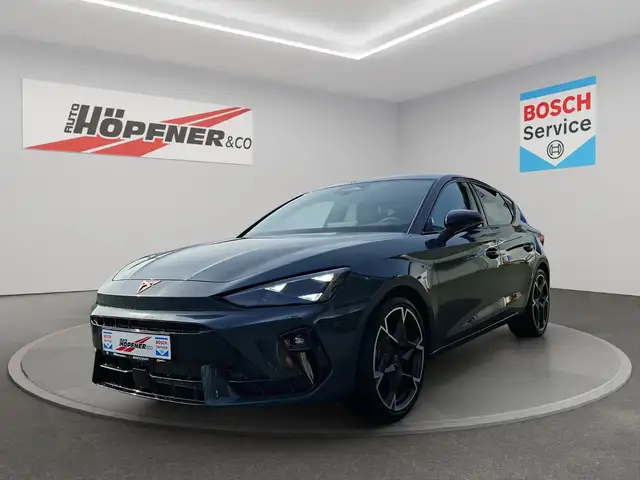 CUPRA Leon 1.5 TSI Schalter / 19" / RFK / LED / APP