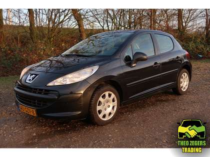 Peugeot 207 1.4 XR 5 deurs