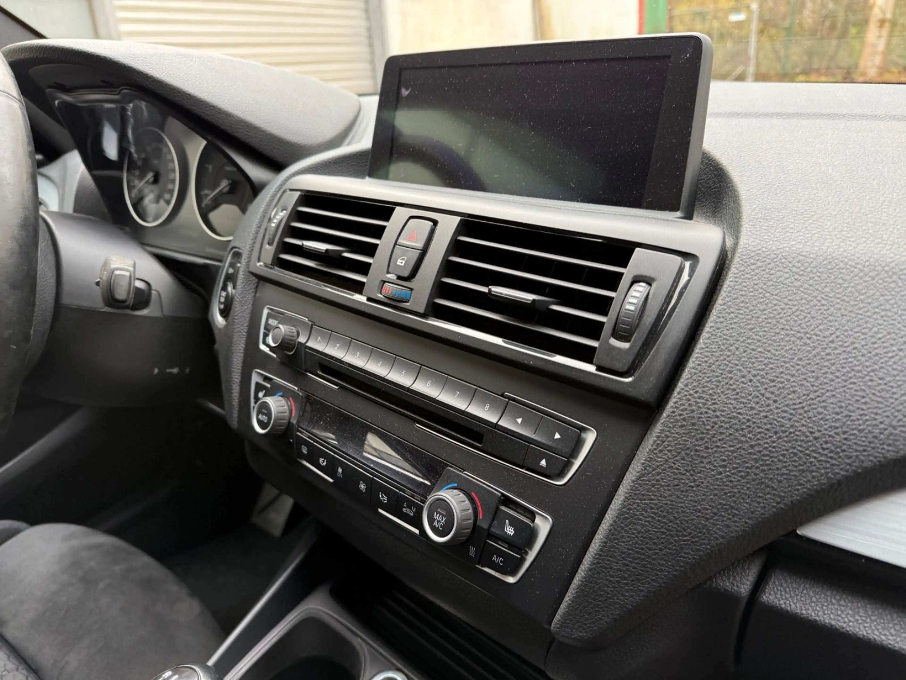 BMW 125 d Limousine*KLIMA*NAVI*XENON*M-PAKET* — photo 10