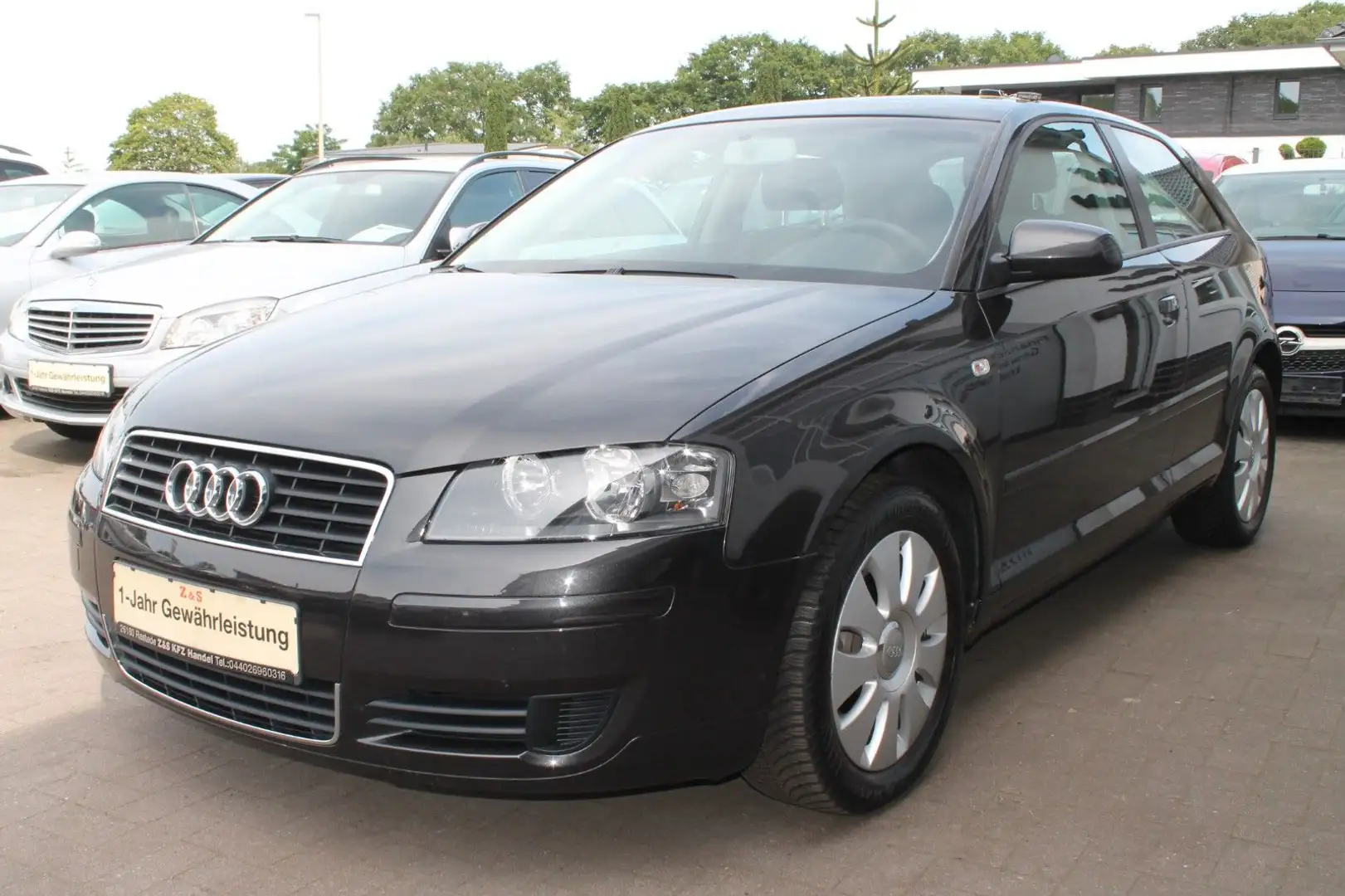 Audi A3 1.6 Attraction *TÜV-NEU*1-Hand* Grau - 2