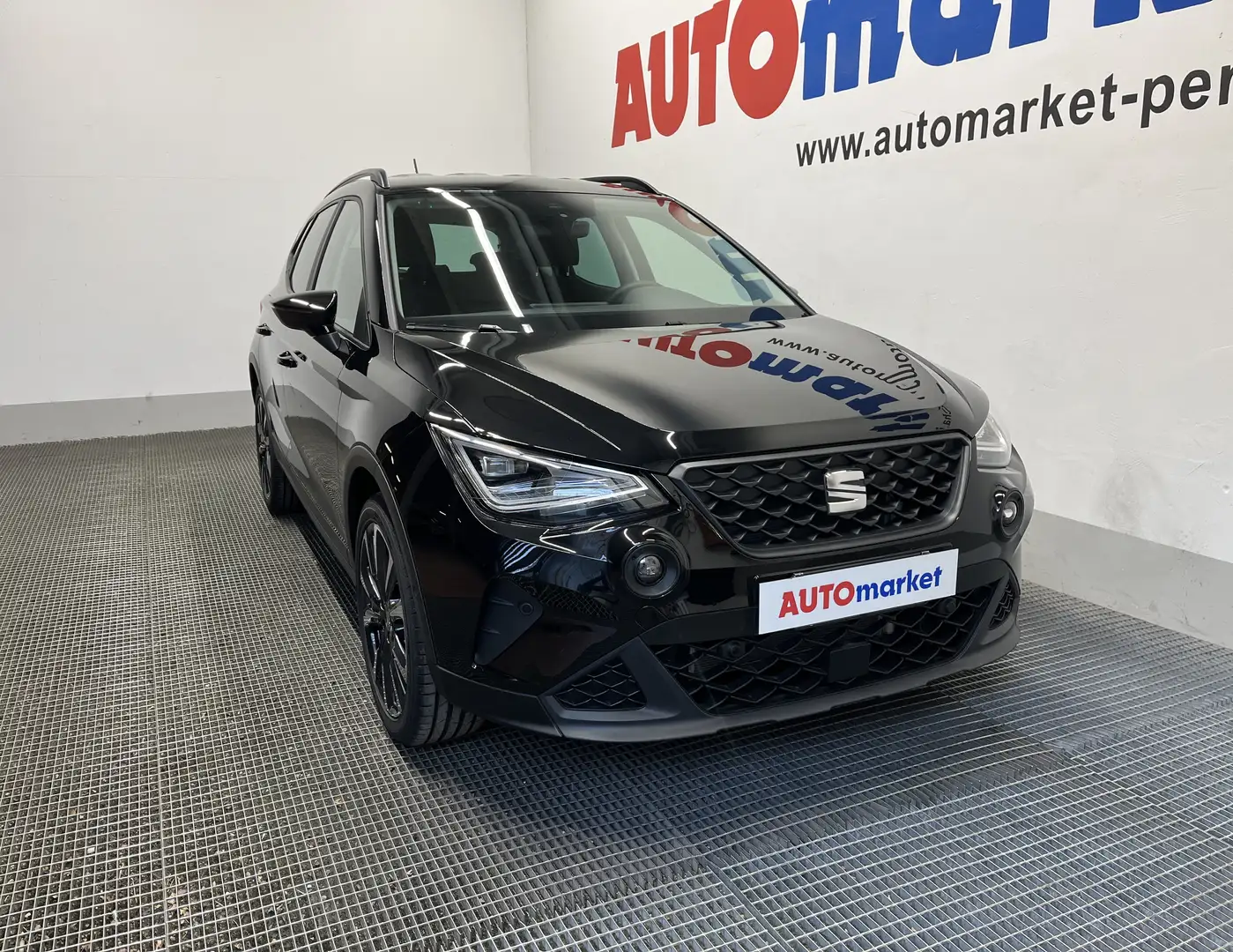 SEAT Arona 1.0 ecotsi Black Style Edition 95cv Nero - 2
