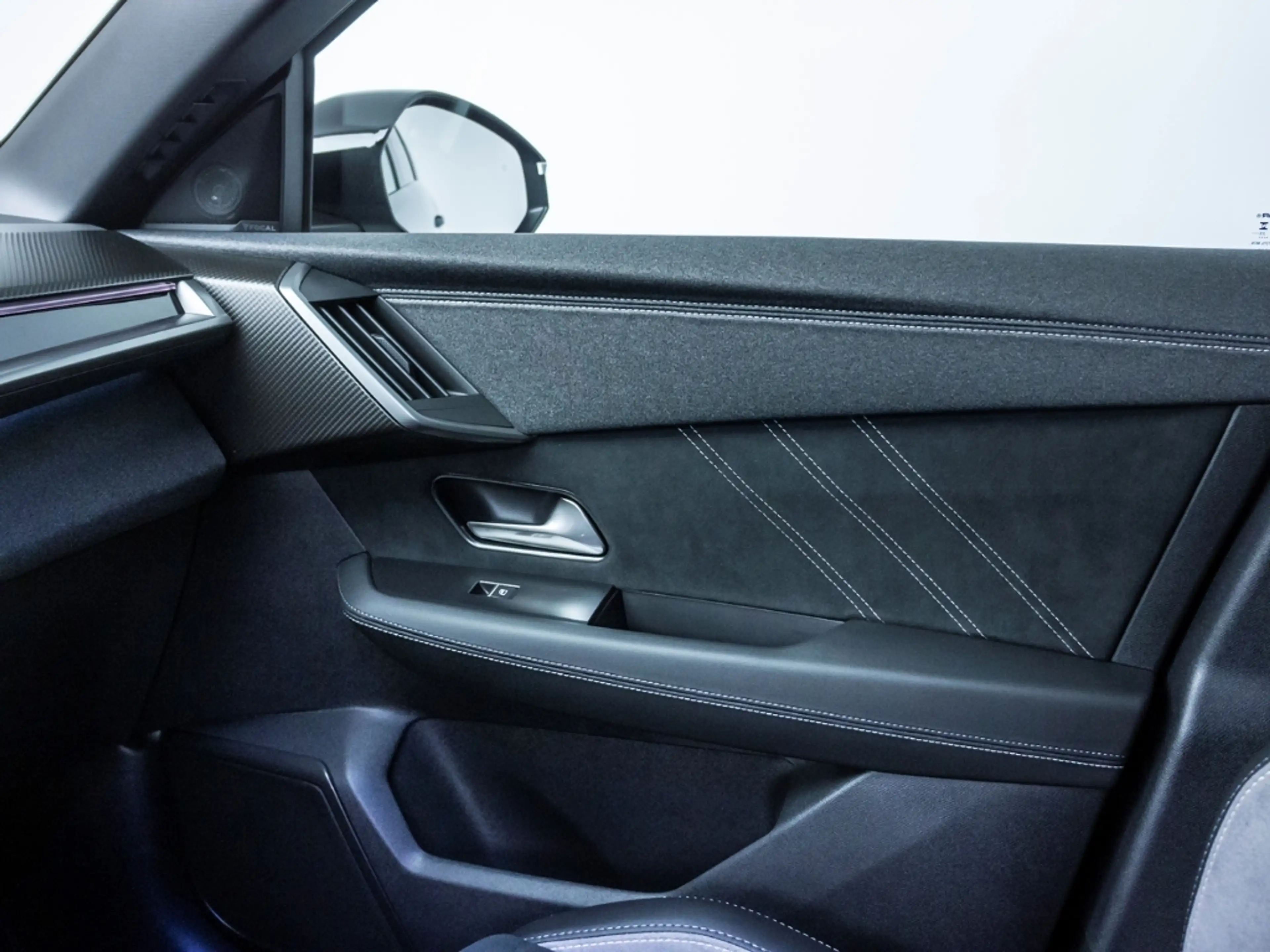 Opel Grandland Ultimate Mild-Hybrid Panno, HUD, AHK, MATRIX-LED N — photo 24