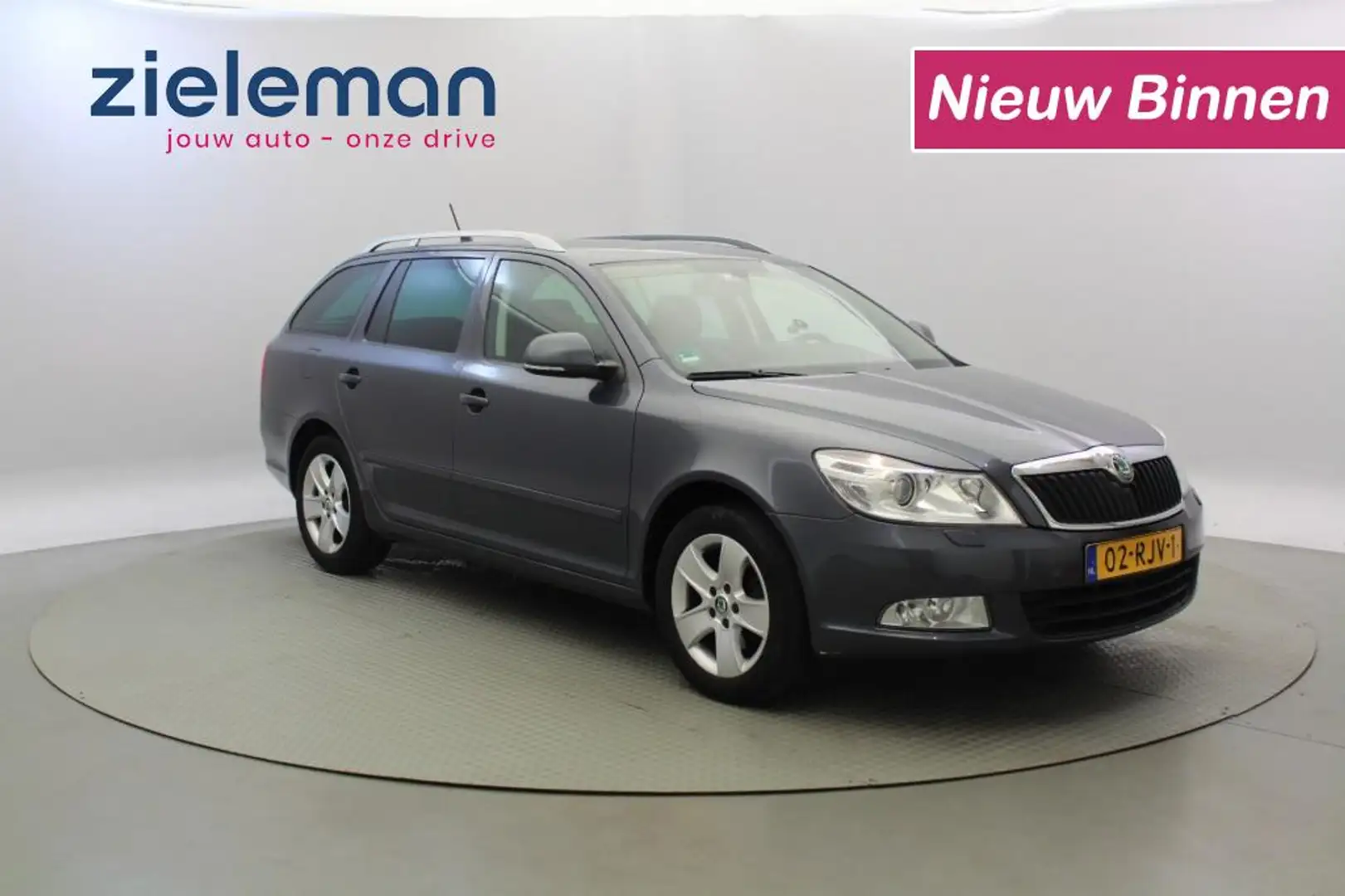 Skoda Octavia 1.8 TSI Combi Elegance - Clima, Cruise, Trekhaak Grijs - 1