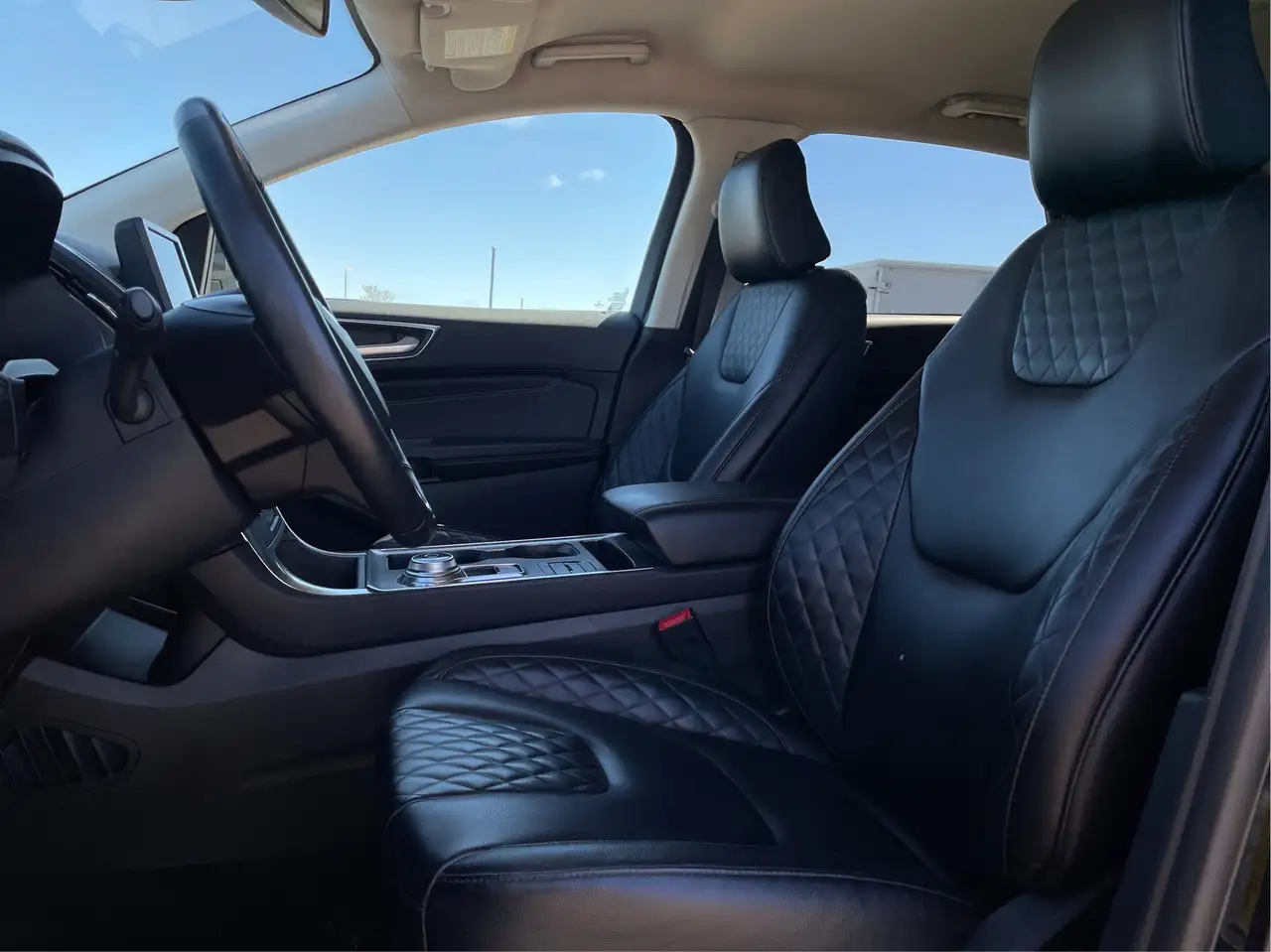 Ford Edge снимка Ford Edge