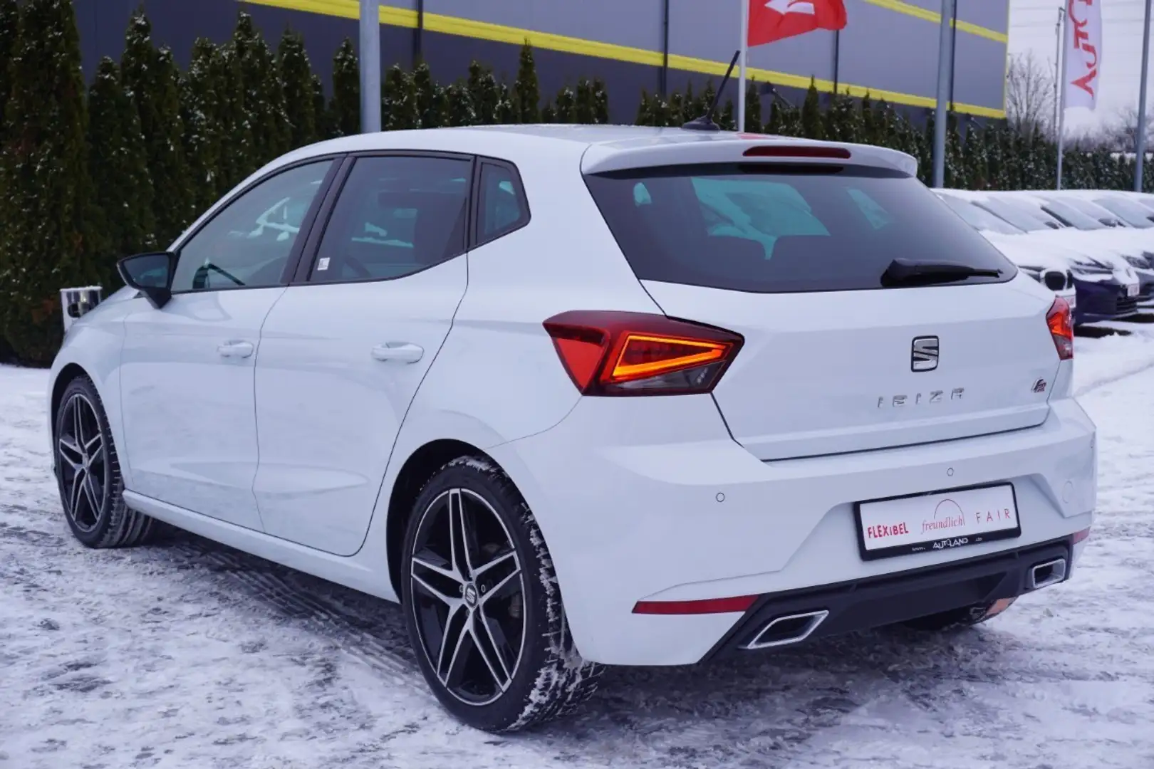 SEAT Ibiza 1.5 FR LED Navi ACC Beats Kamera Keyless Blanc - 2
