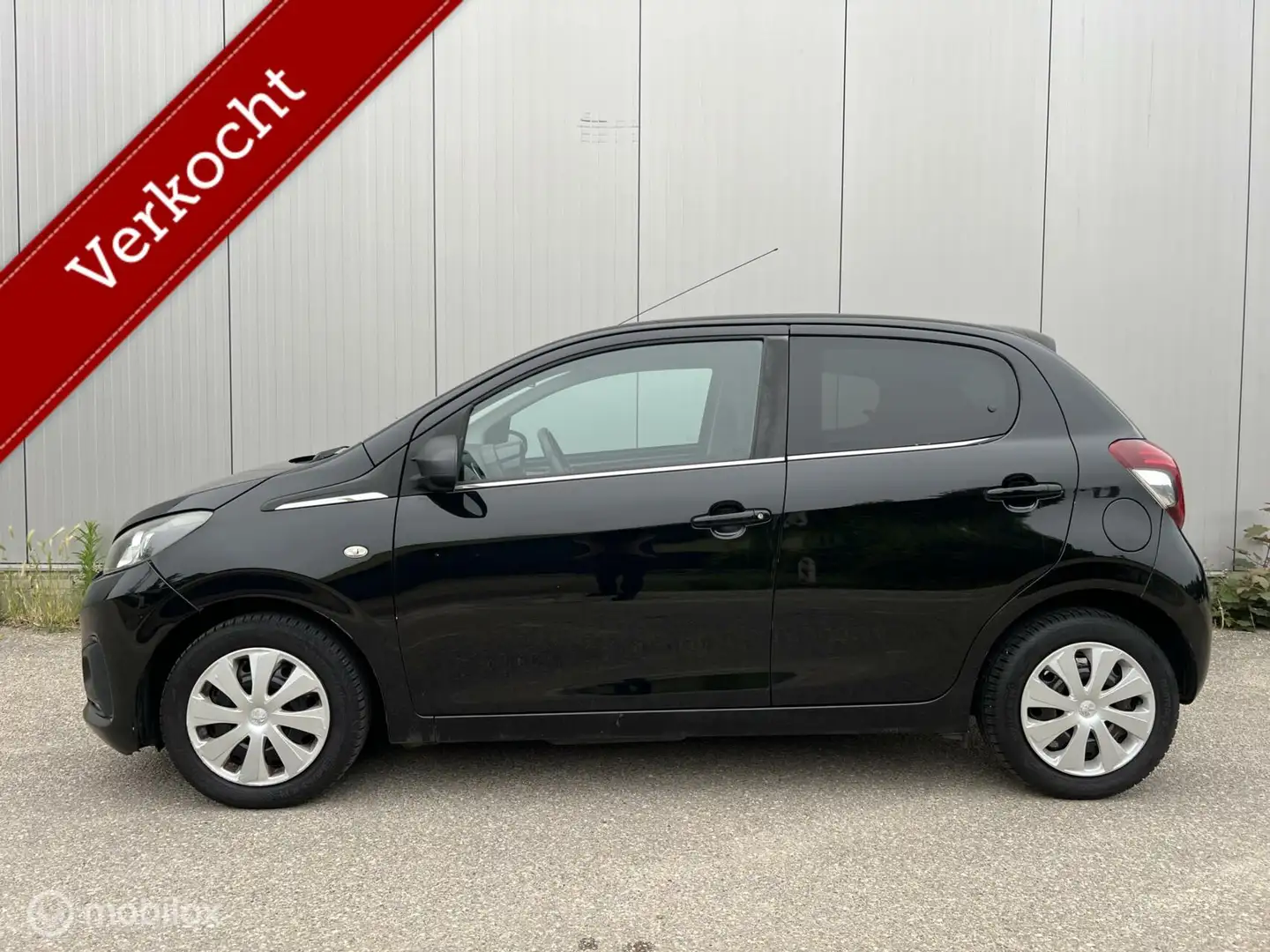 Peugeot 108 1.0 e-VTi Blue Lease Noir - 2
