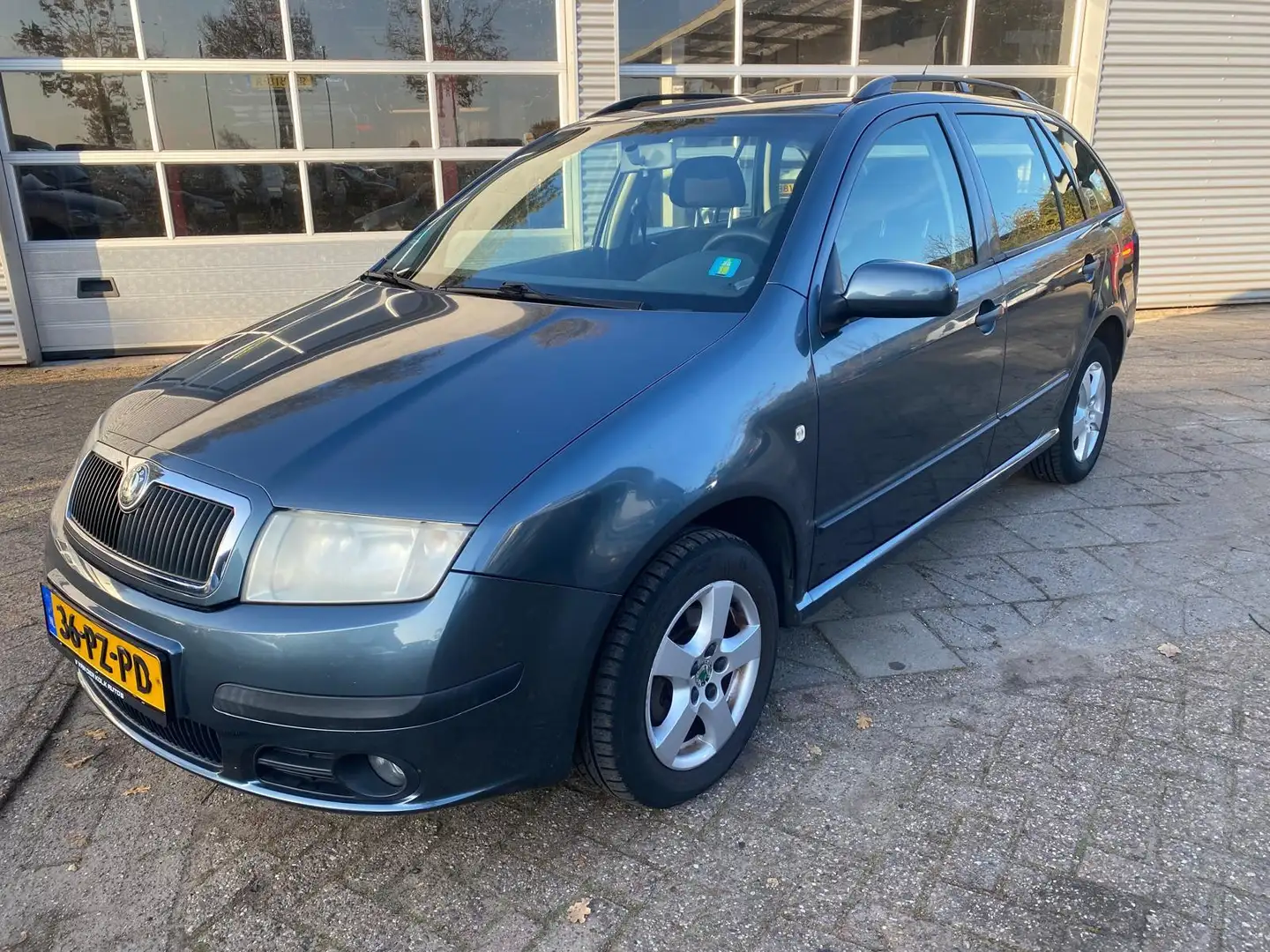 Skoda Fabia Combi 1.4-16V Elegance (AIRCO) Grijs - 1