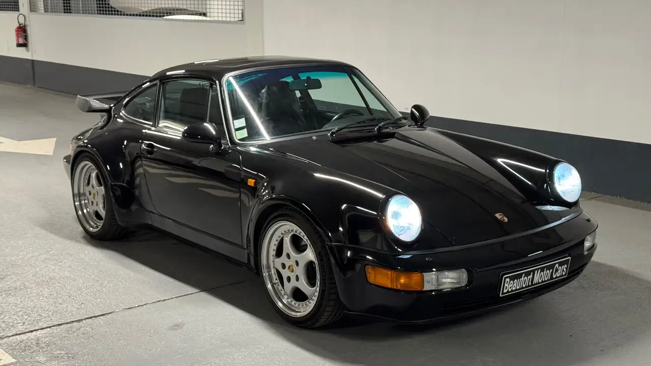 Porsche 964
