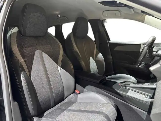 Peugeot 308 view 16