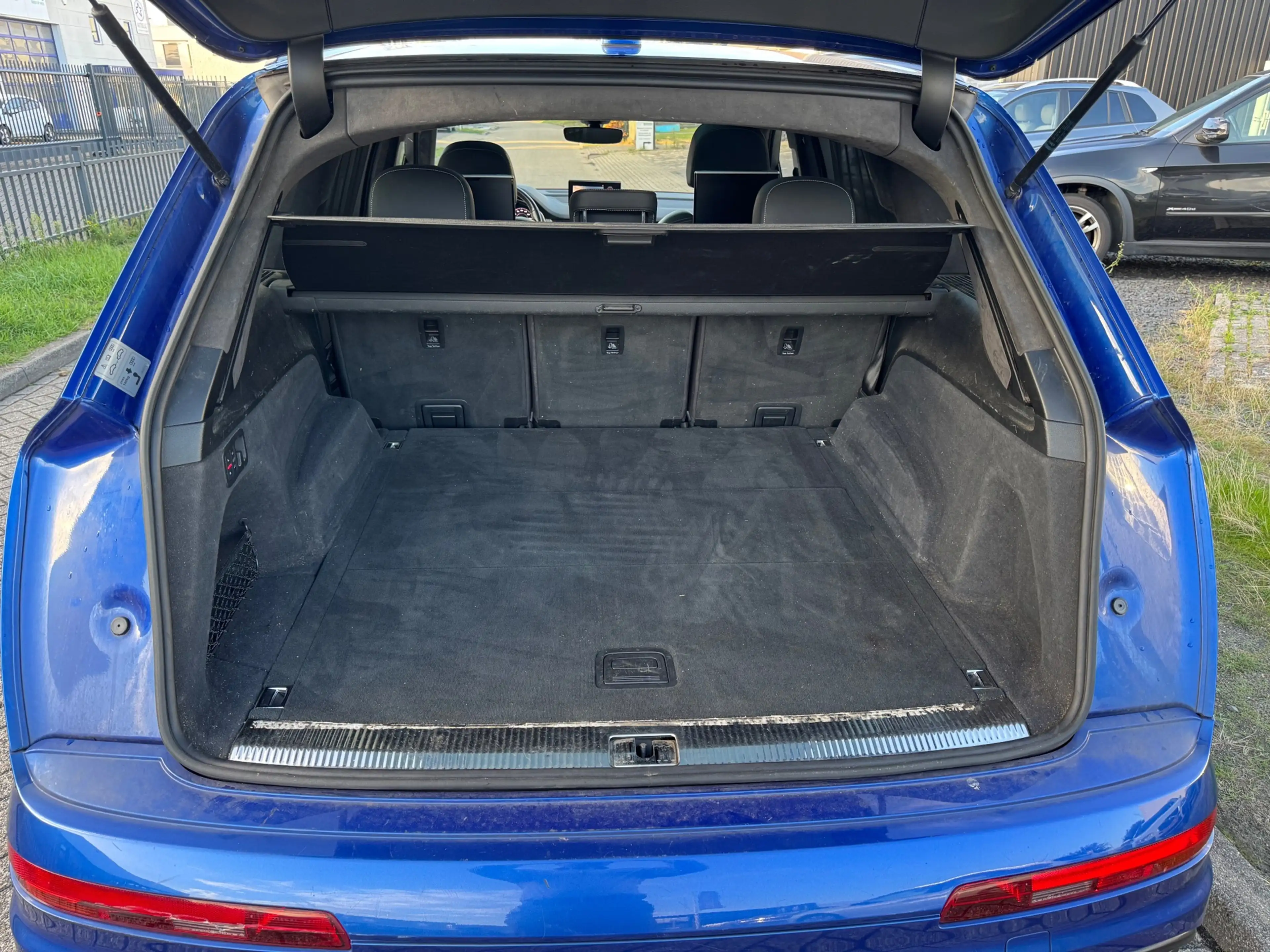 Audi Q7 3.0 TDI quattro Pro Line S — photo 12