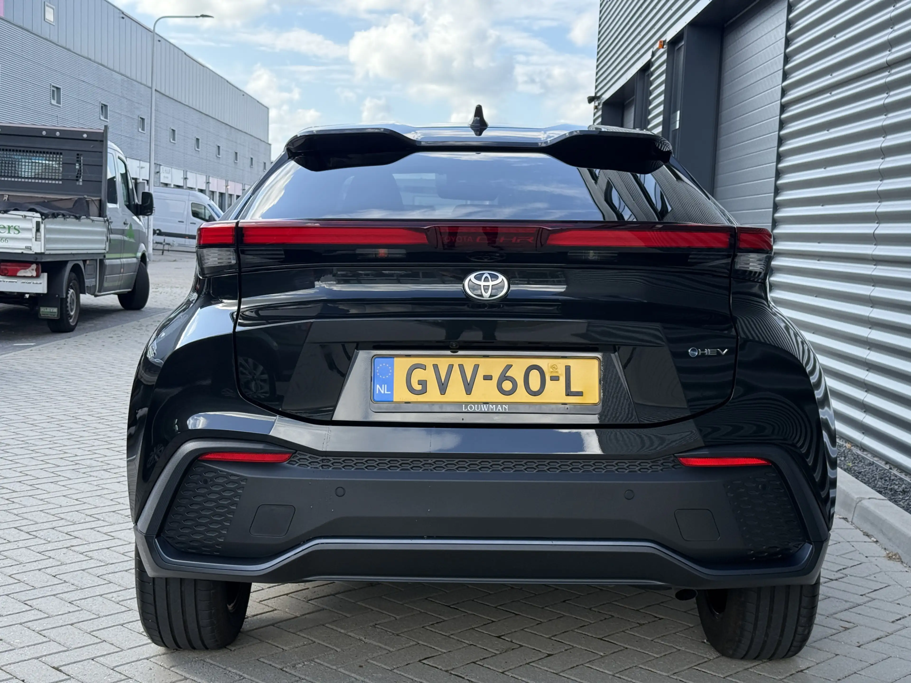 Toyota C-HR 1.8 Hybrid 140 Dynamic Apple/Camera — photo 16
