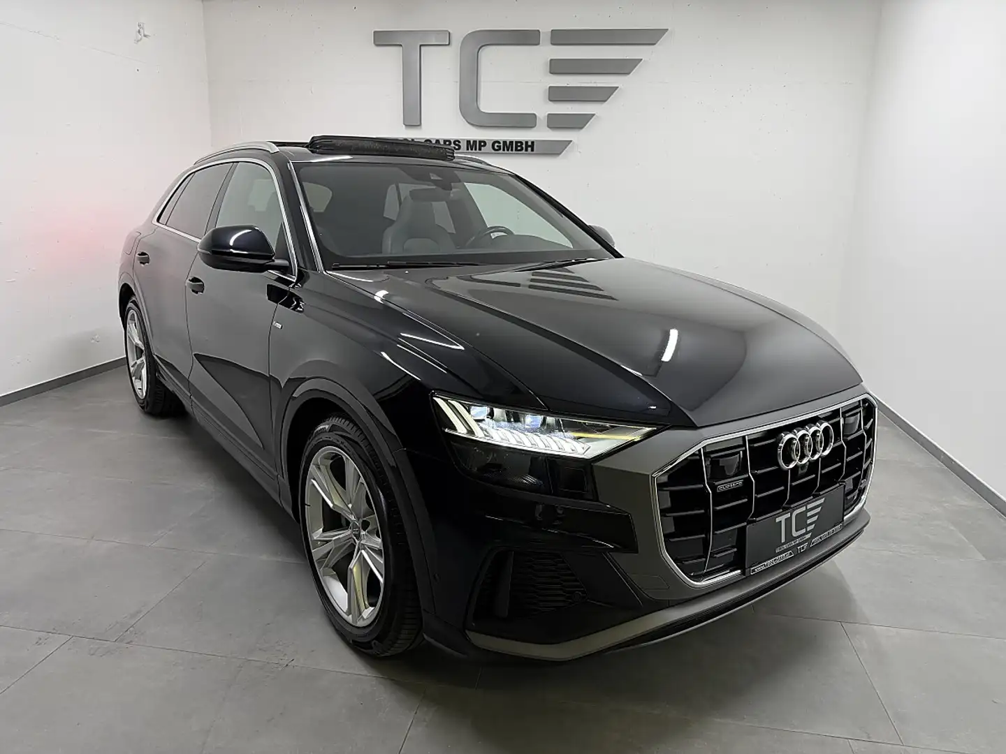 Audi Q8 50 MHEV TDI quattro Tiptronic, S-line, Pano, St... Schwarz - 2