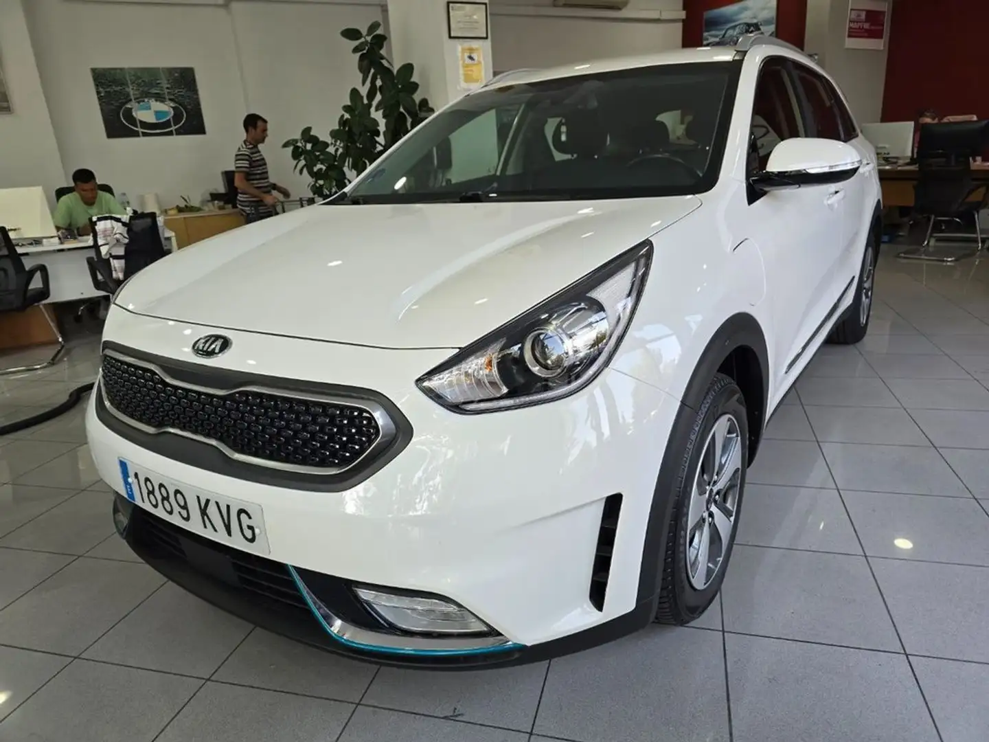 Kia Niro 1.6 GDi PHEV 104kW 141CV Drive Blanco - 2