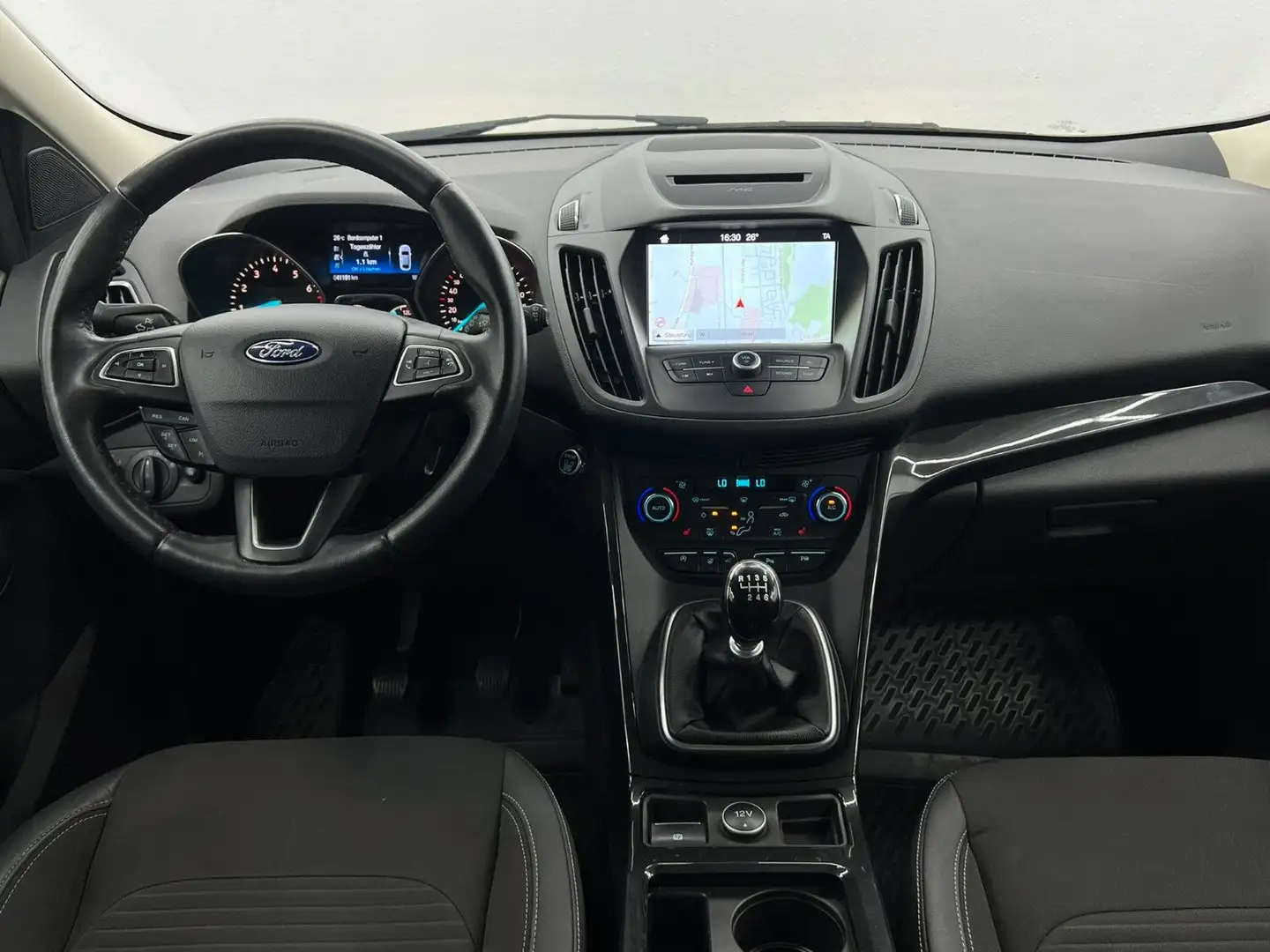 Ford Kuga Titanium/NAVI/SHZ/Bi-XENON/KAMERA/40t km Bleu - 2