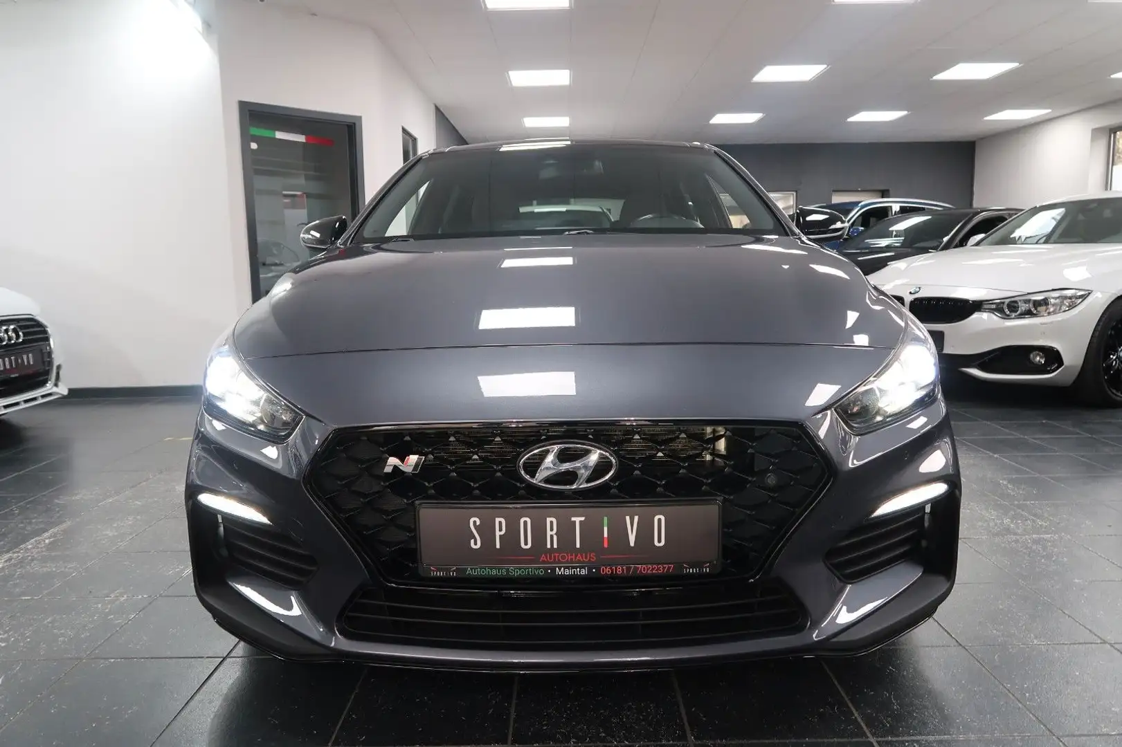 Hyundai i30 N Performance*LED*KAM*TEM*NAVI*CARPLAY*1HAND Grau - 2