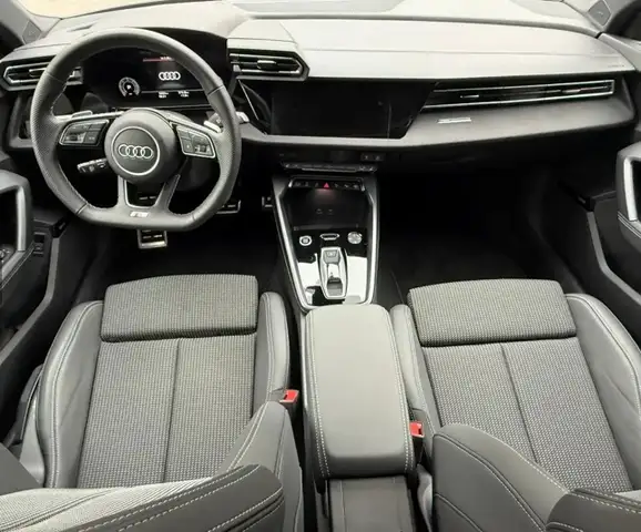Audi A3 view 4