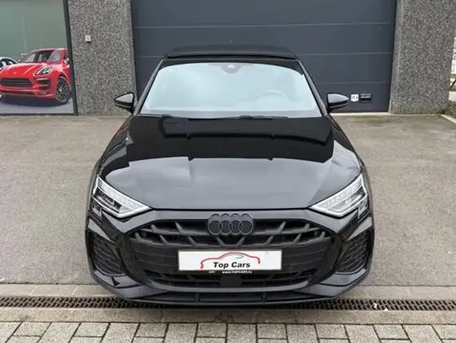 Audi A3 view 5