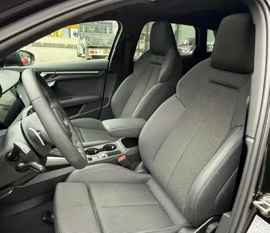 Audi A3 view 10