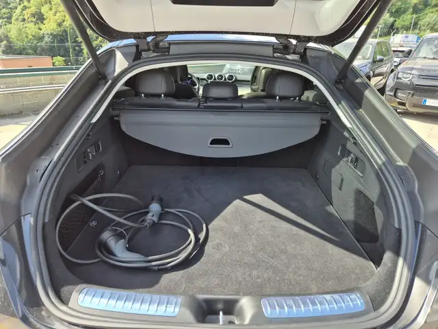 Mercedes-Benz 300 view 12