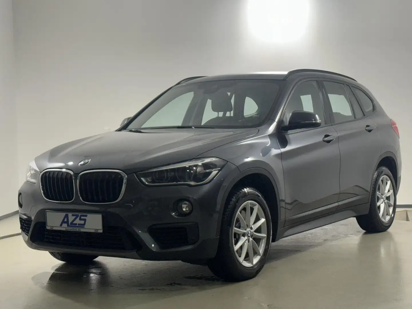 BMW X1 25i xDrive | Navi | LED | 1. Hd | Sound-Sys. | Grijs - 2