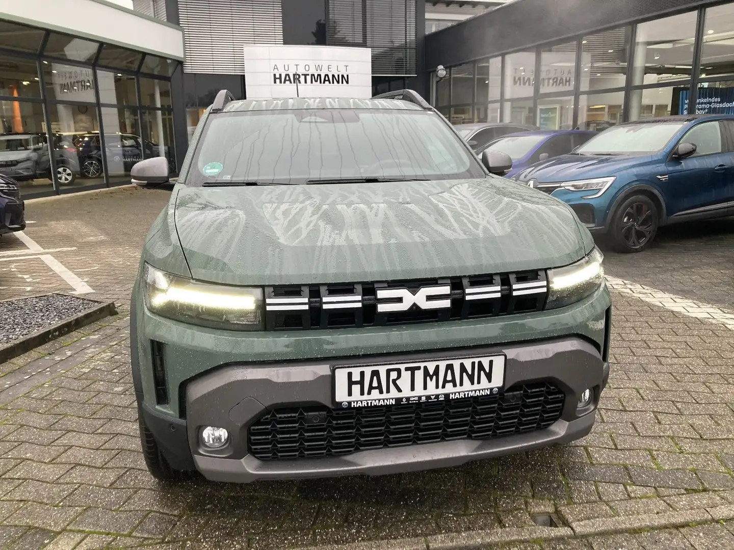 Dacia Duster Journey HYBRID 140 Grau - 1
