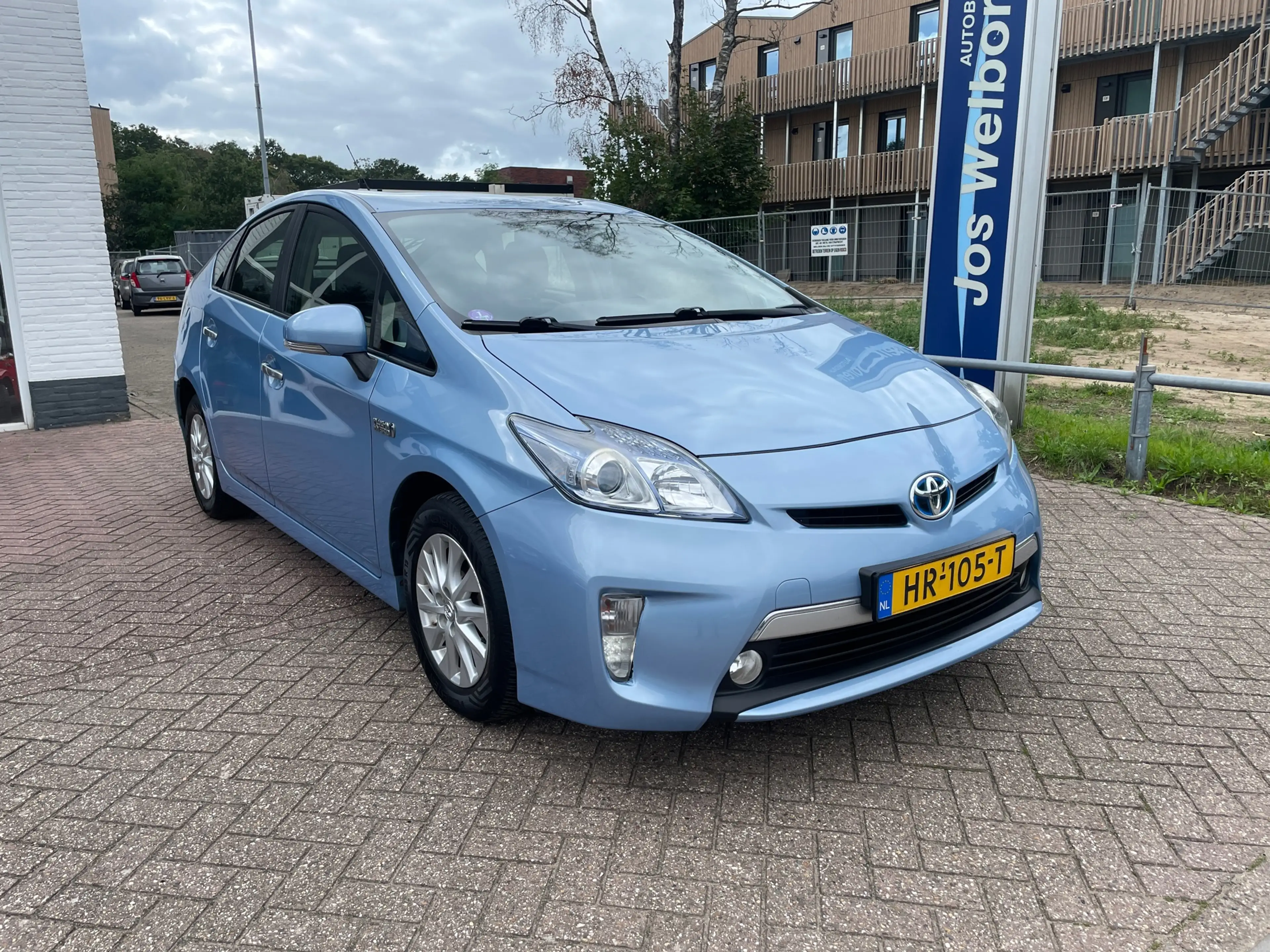 Toyota Prius 1.8 Plug-in Aspiration — photo 2