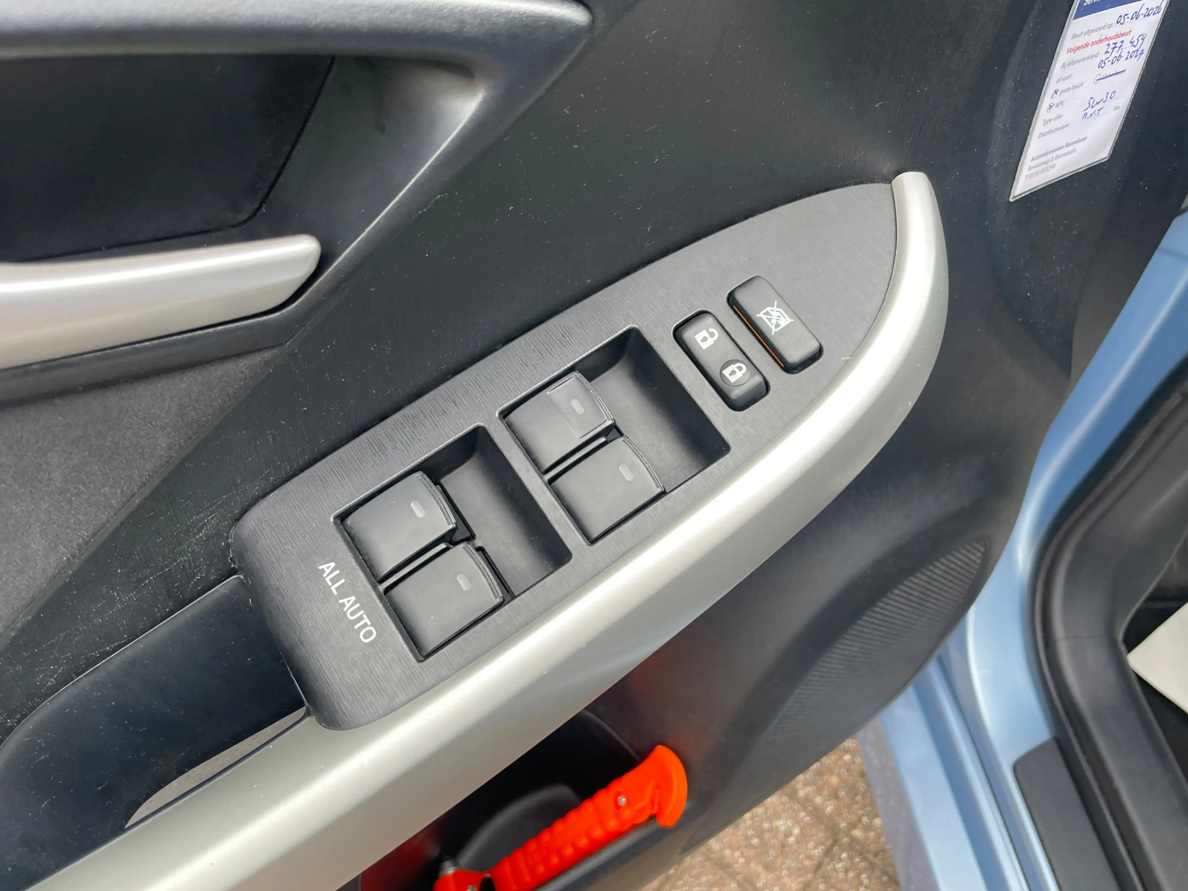Toyota Prius 1.8 Plug-in Aspiration — photo 13