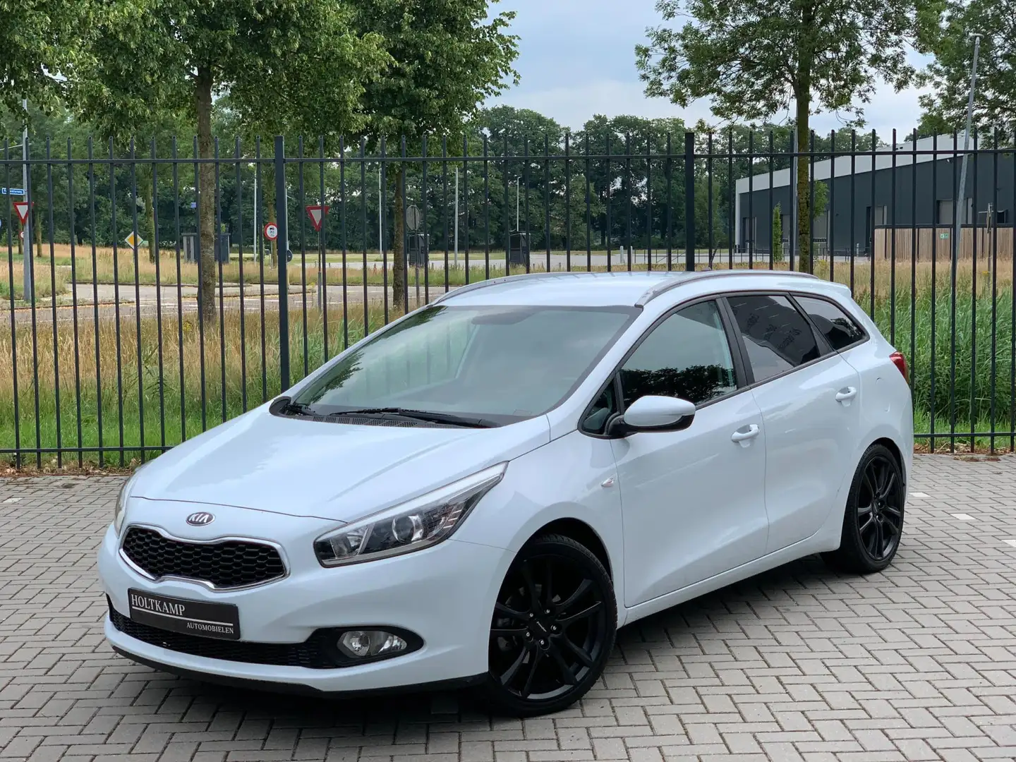 Kia Ceed SW / cee'd SW Sportswagon 1.6 GDI Edition 7 | XENON | PDC | STOE Wit - 1