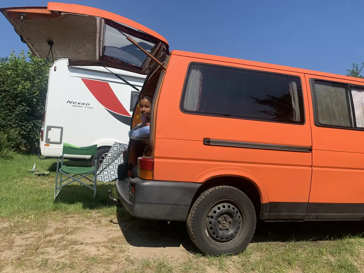Volkswagen T4 Bis Donnerstag : Langversion Transporter 2,5TDI, foto 1