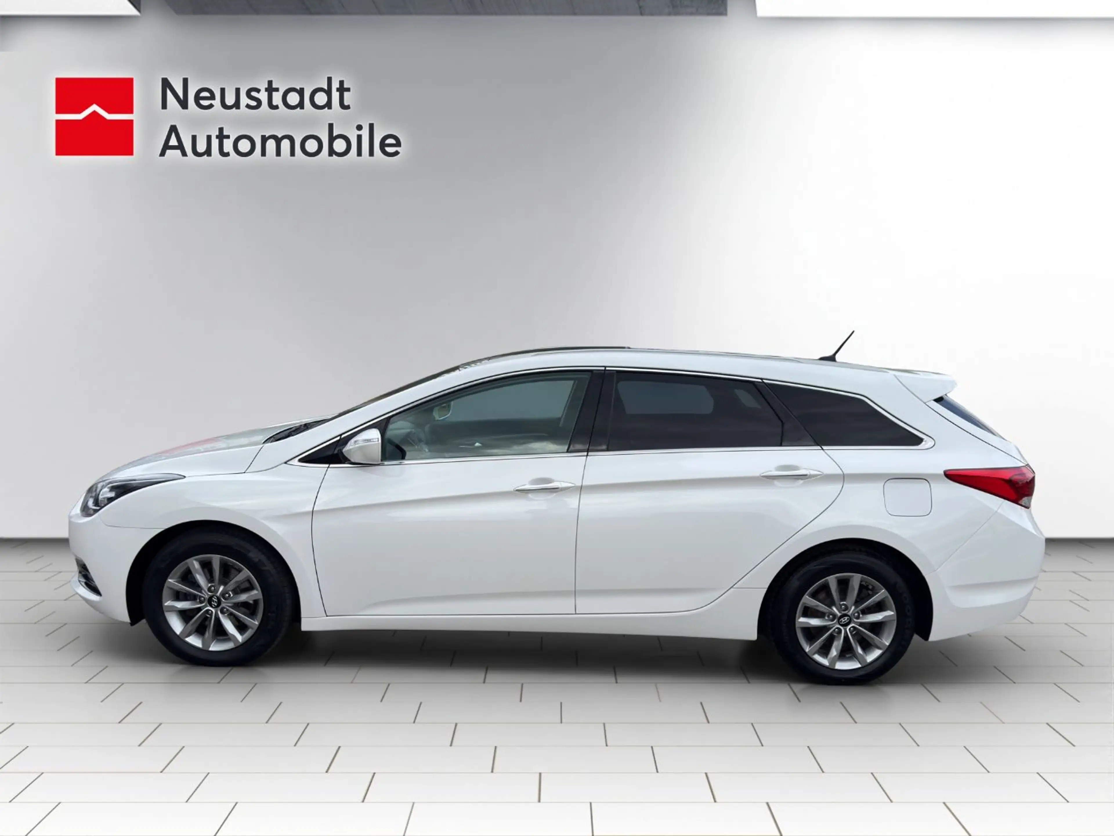 Hyundai i40 cw Trend blue Sitzheizung, Parkpilot — photo 2
