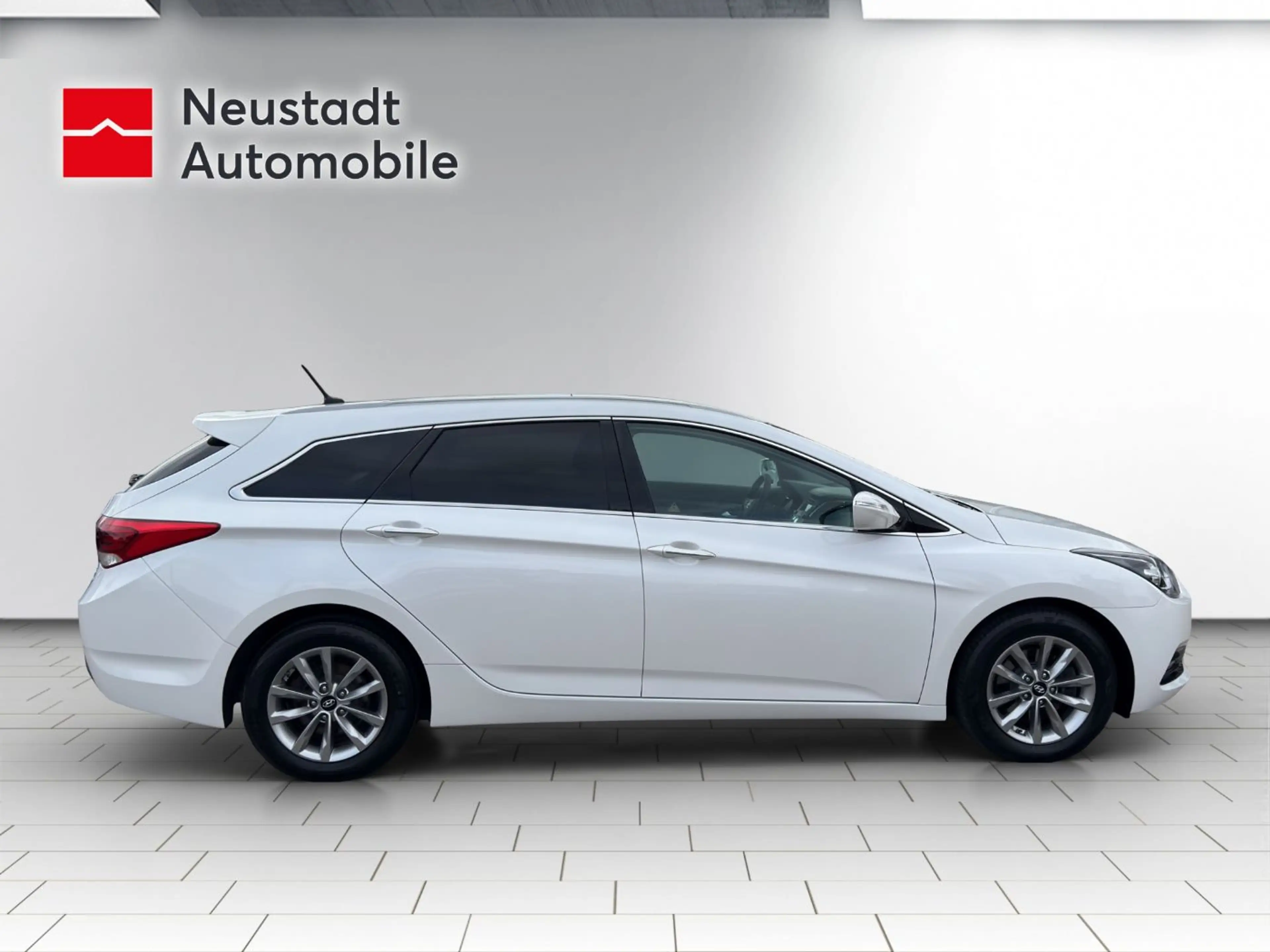 Hyundai i40 cw Trend blue Sitzheizung, Parkpilot — photo 6