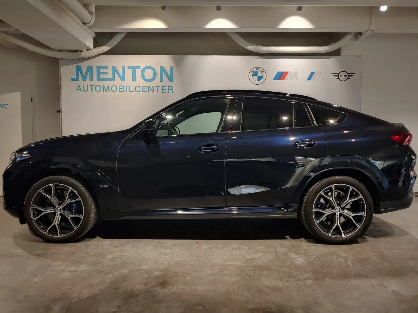 BMW X6 M60i xDrive Standhzg./Kamera/ad.LED/Harman/Sitzbel Schwarz - 2