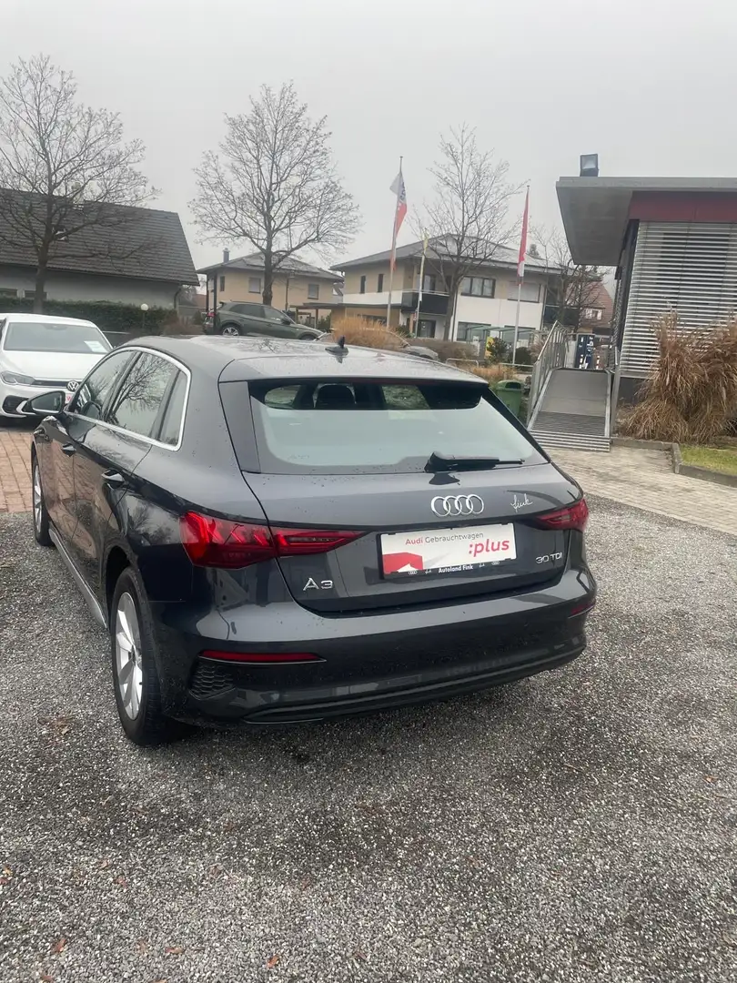 Audi A3 30 TDI Sportback S tronic - 2