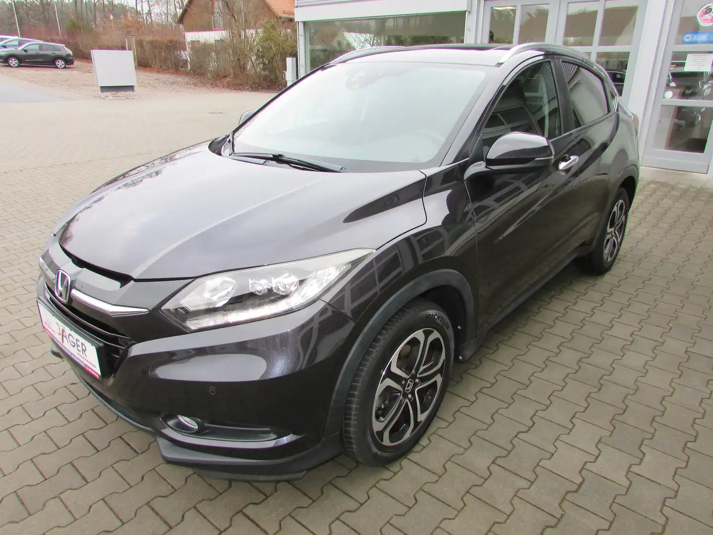 Honda HR-V Executive, Kamera, NAVI, Sitzheizung, LED, CD, USB Чёрный - 2