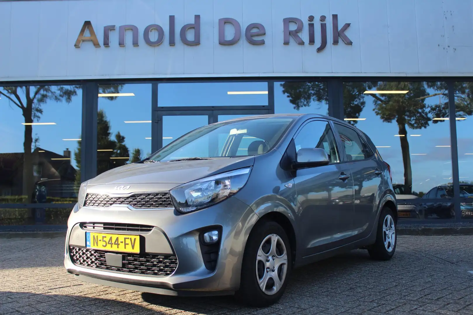 Kia Picanto 1.0 DPi ComfortLine Grijs - 1