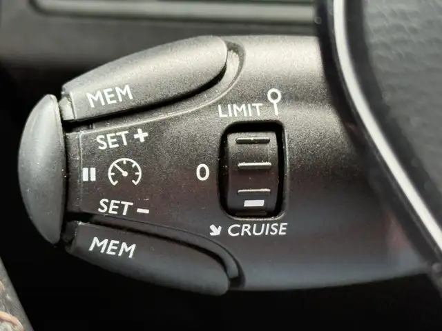 Peugeot 3008 view 10