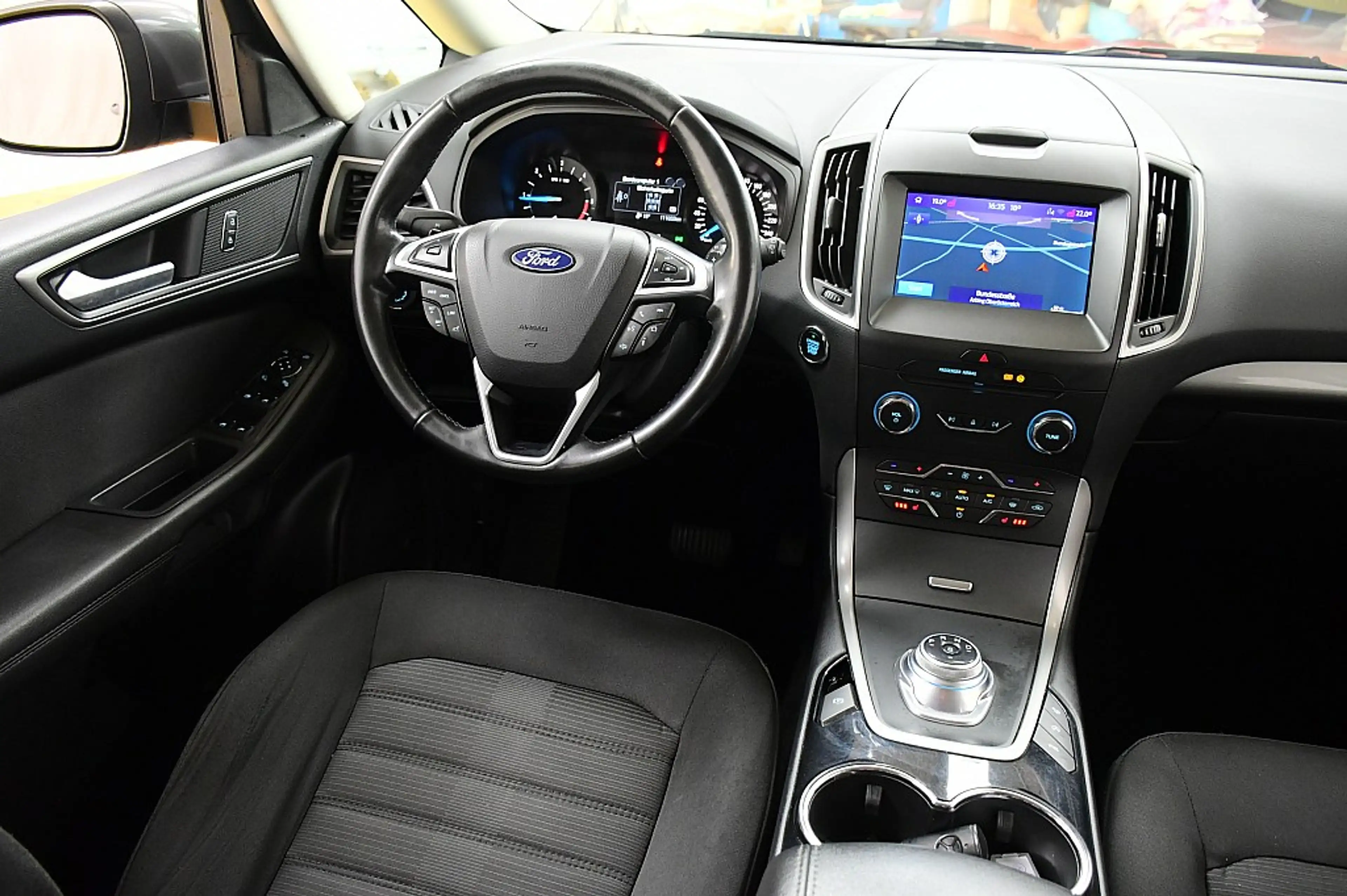 Ford Galaxy 2,0 EcoBlue SCR Trend Aut. — photo 18