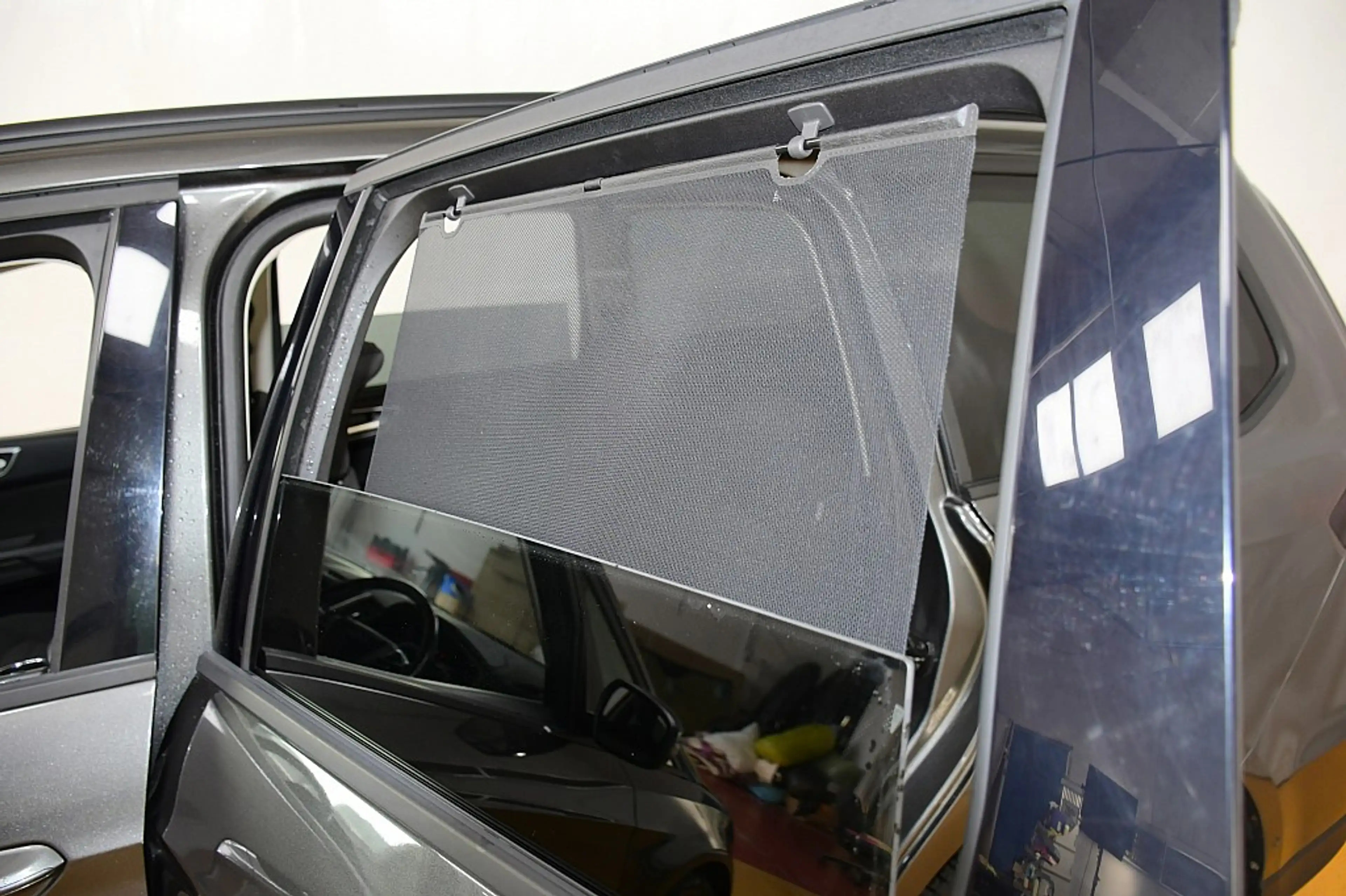 Ford Galaxy 2,0 EcoBlue SCR Trend Aut. — photo 22