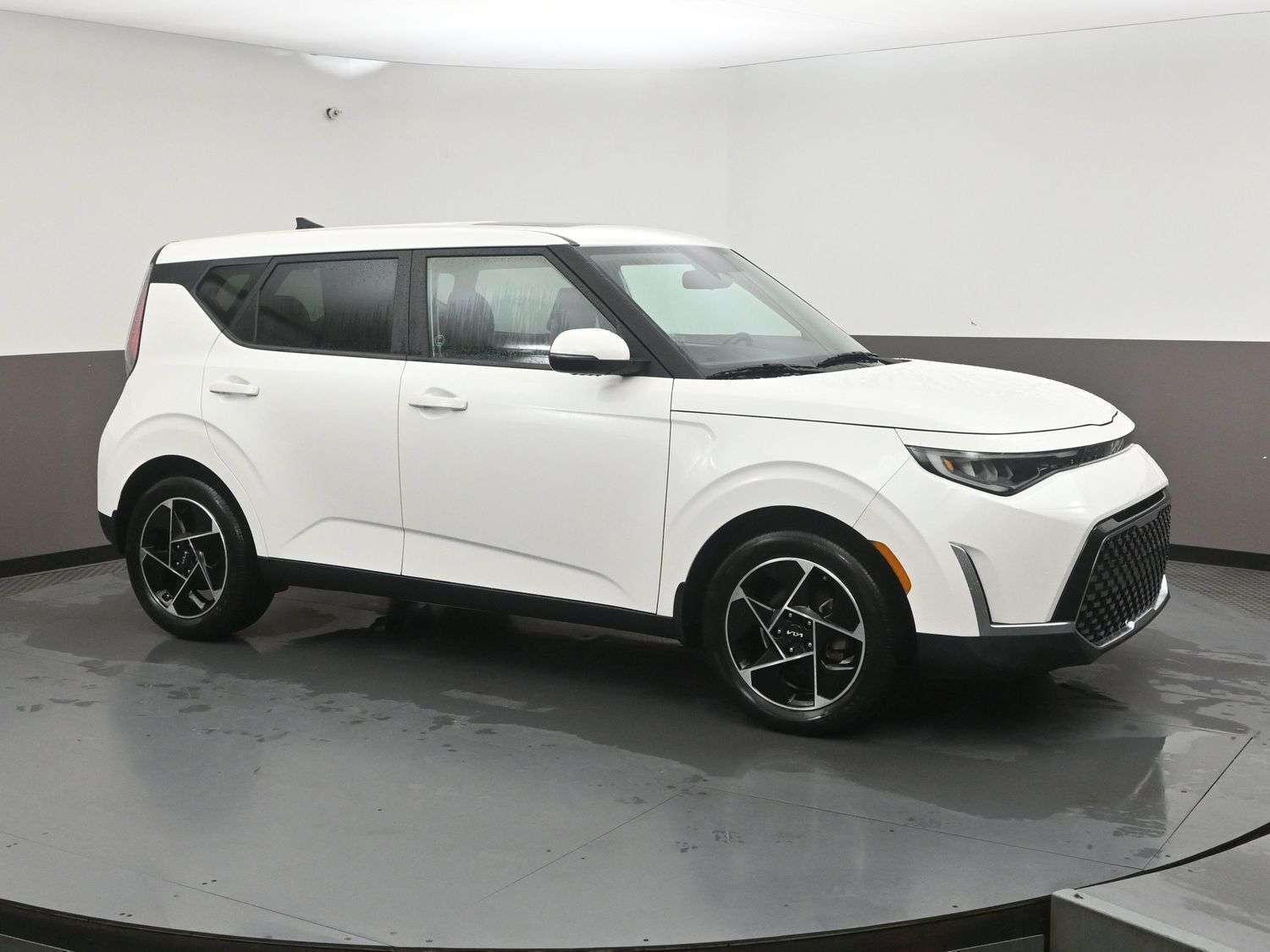 2024 Kia Soul One Owner & Fully Certified ****Only 12K !!! EX+,