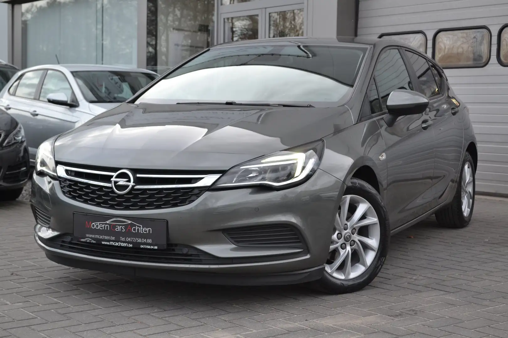 Opel Astra 1.6 CDTi ECOTEC D Innovation S/S (EU6.2) Grau - 1