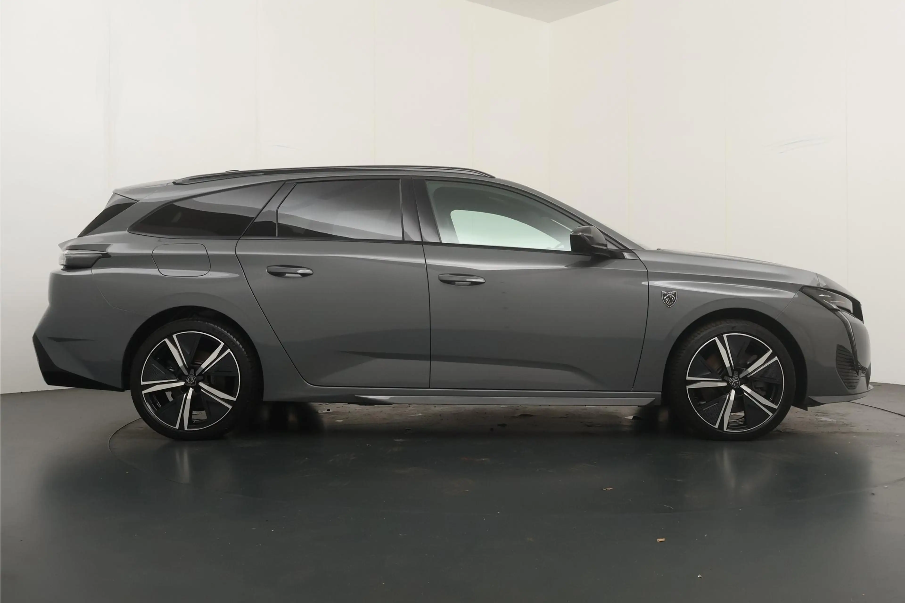 Peugeot 308 SW 1.6 Plug-in Hybrid 225 GT | 360° Camera | Elekt — photo 12